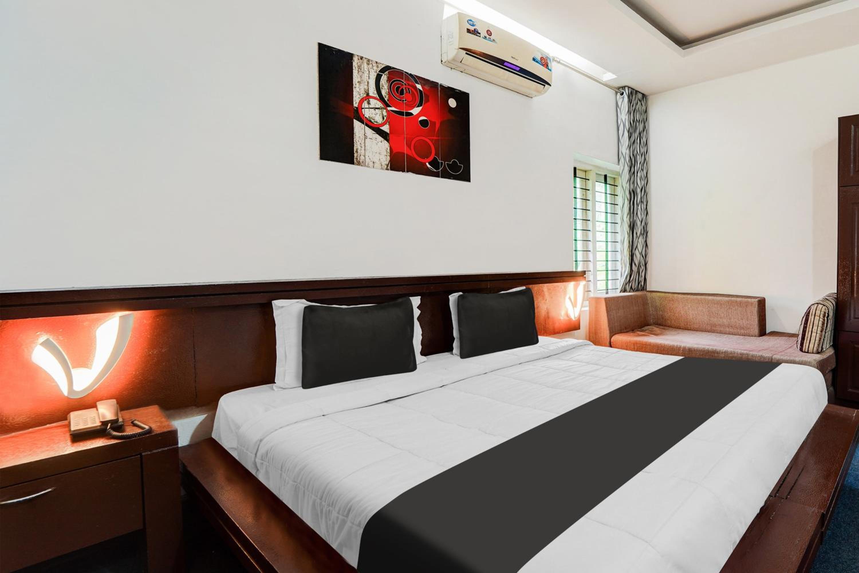 Standard Double Room photo 3
