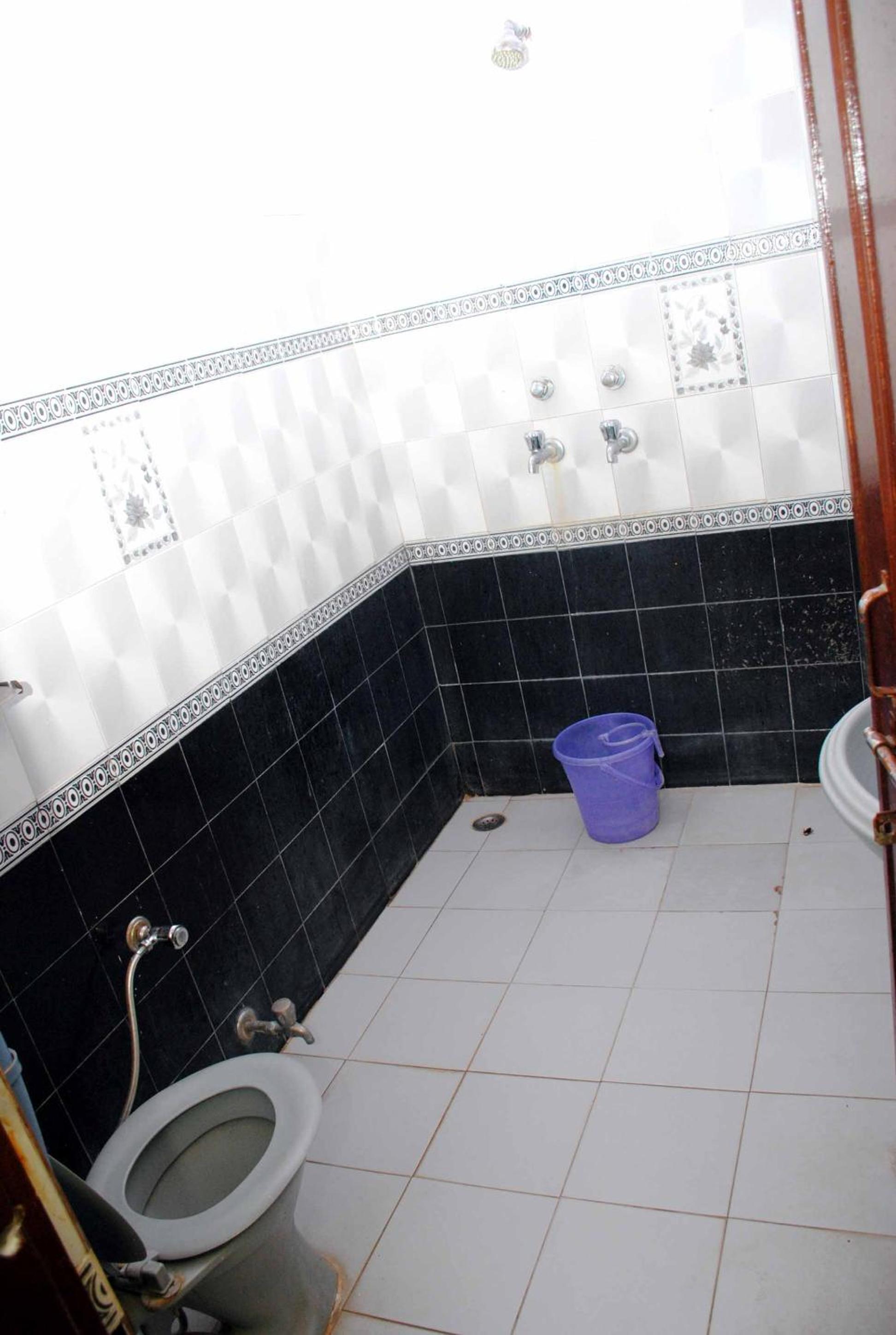 Standard Double Room - Photo 2