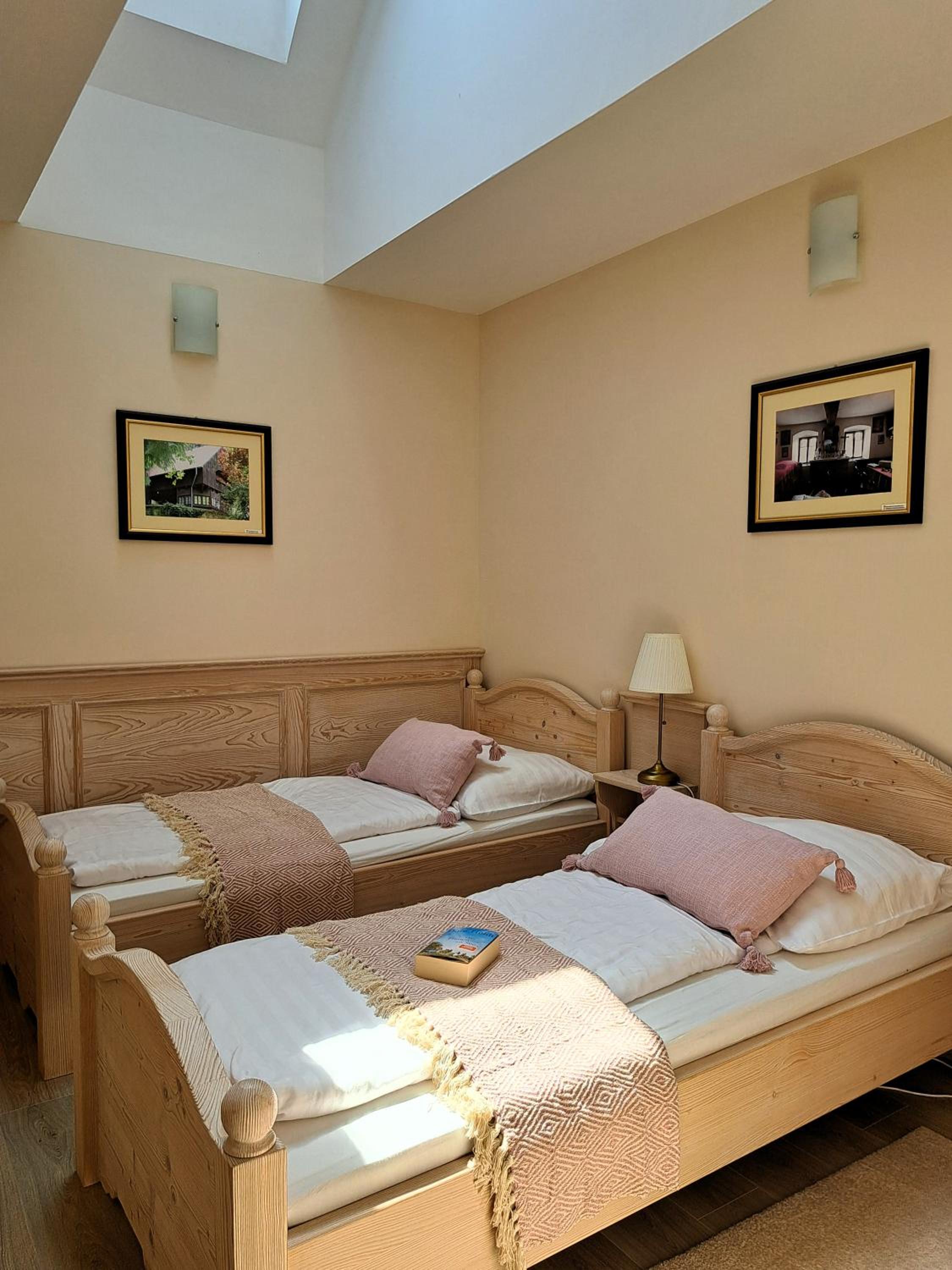 Double Room with Private Bathroom photo 2