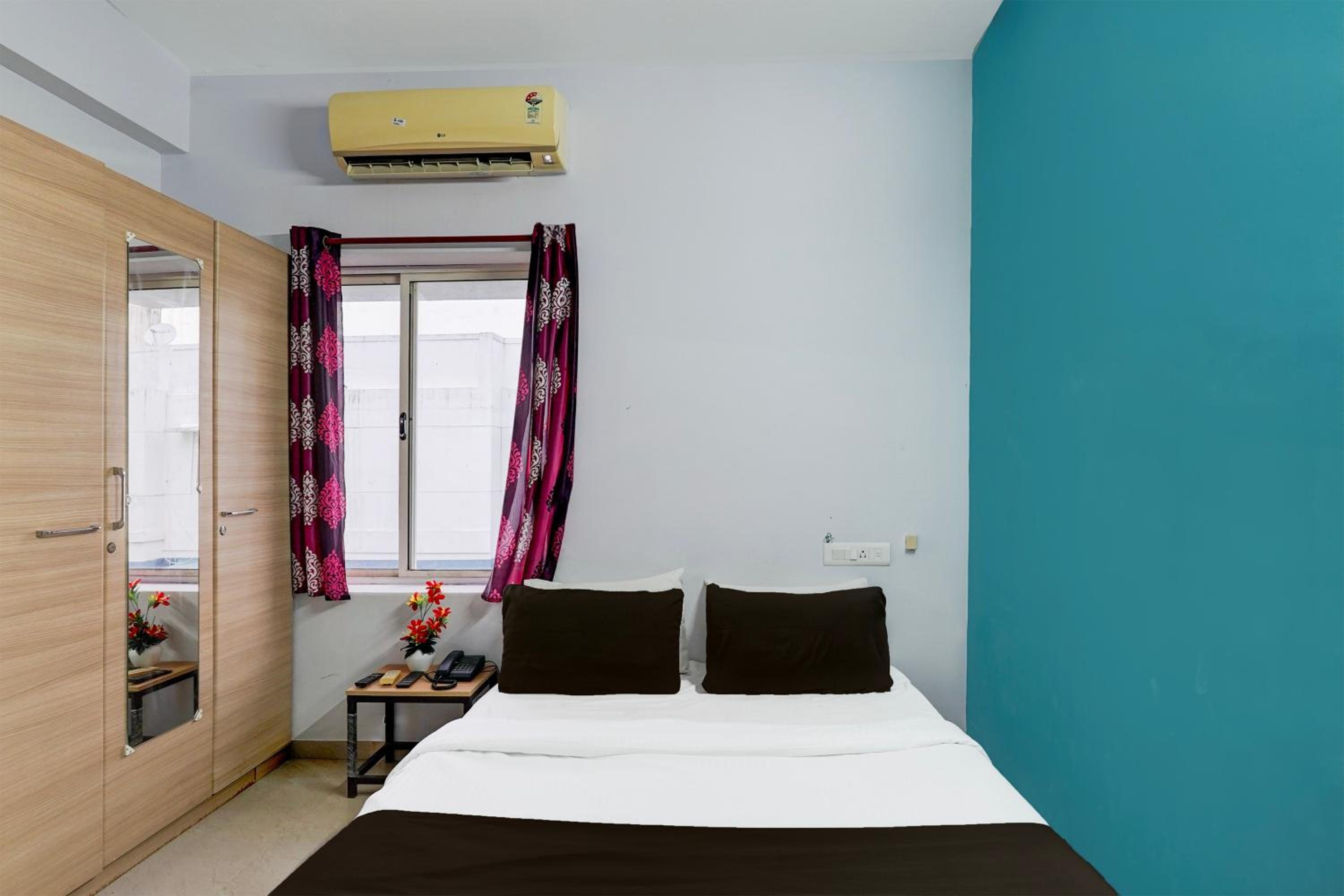 Classic Triple Room photo 3