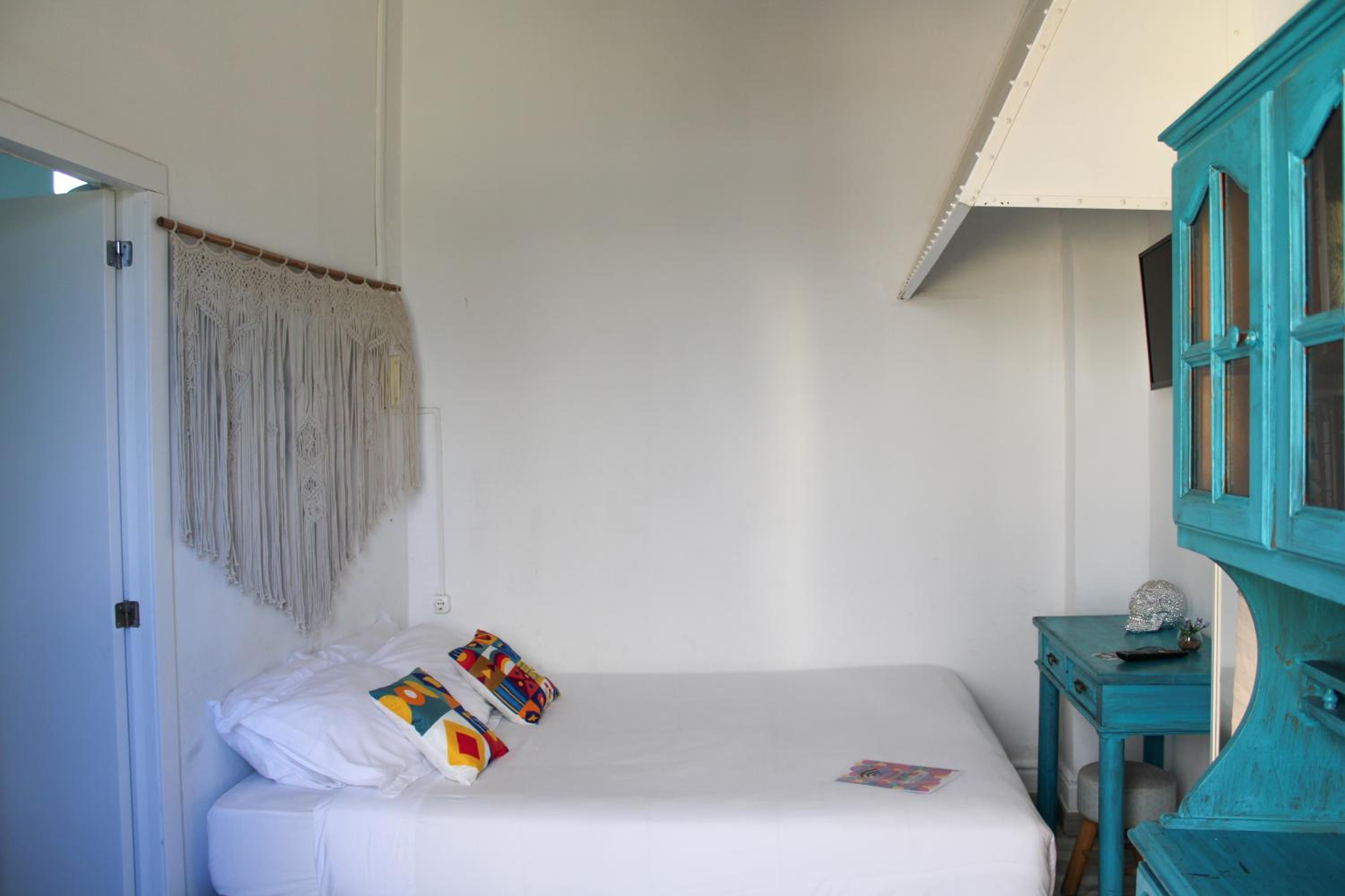 Standard Double Room - Photo 12