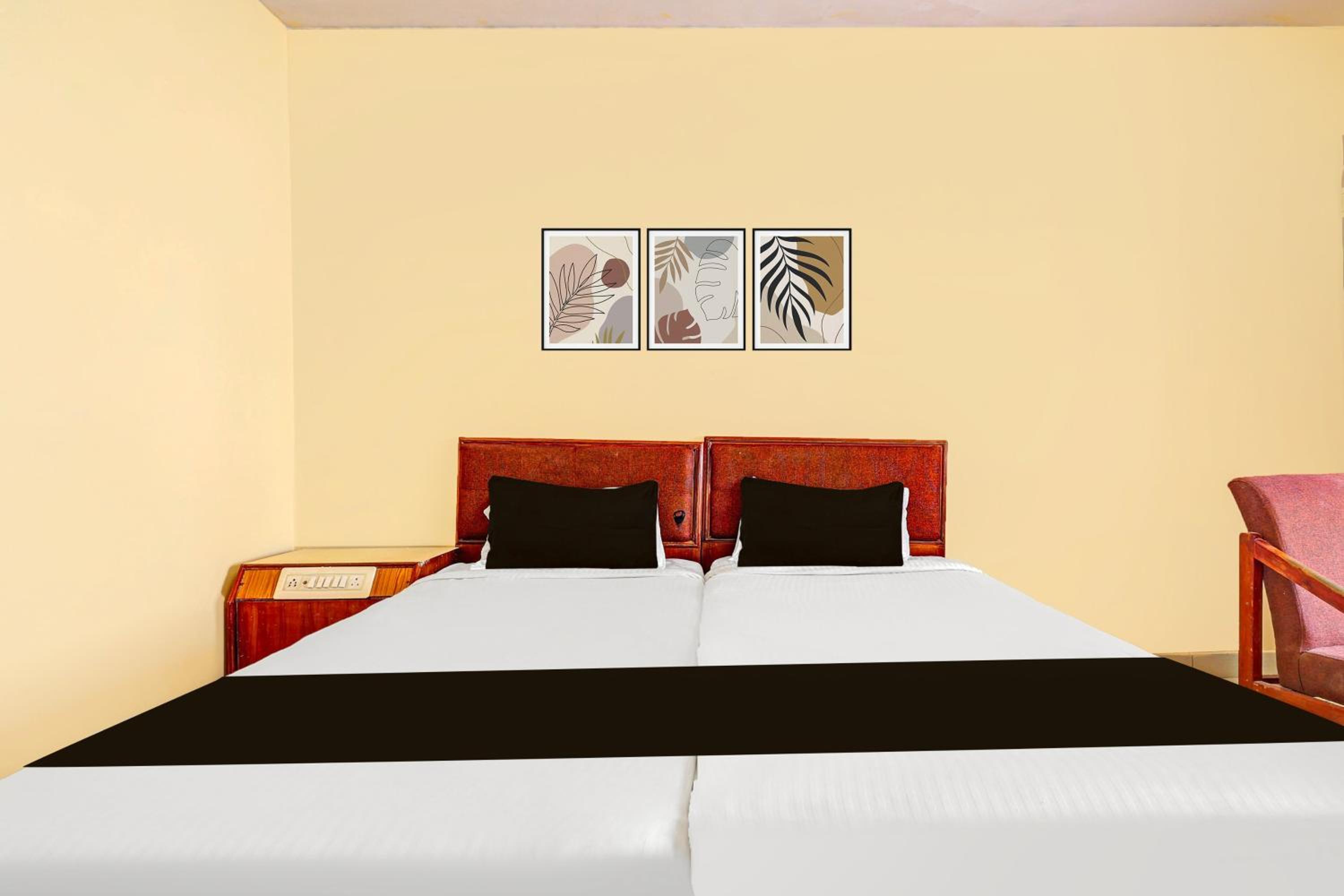 Classic Triple Room photo 3