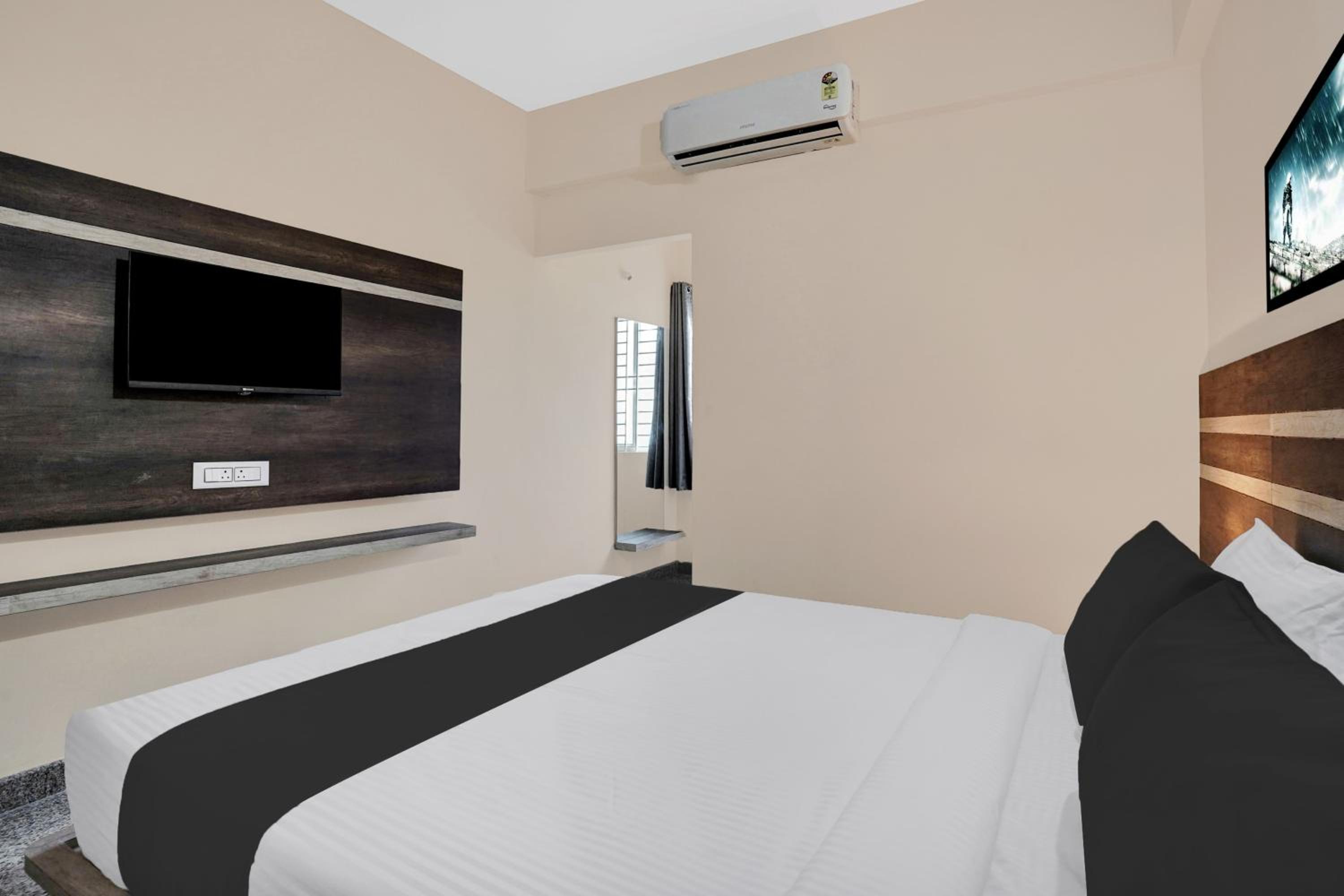 Classic Triple Room photo 2