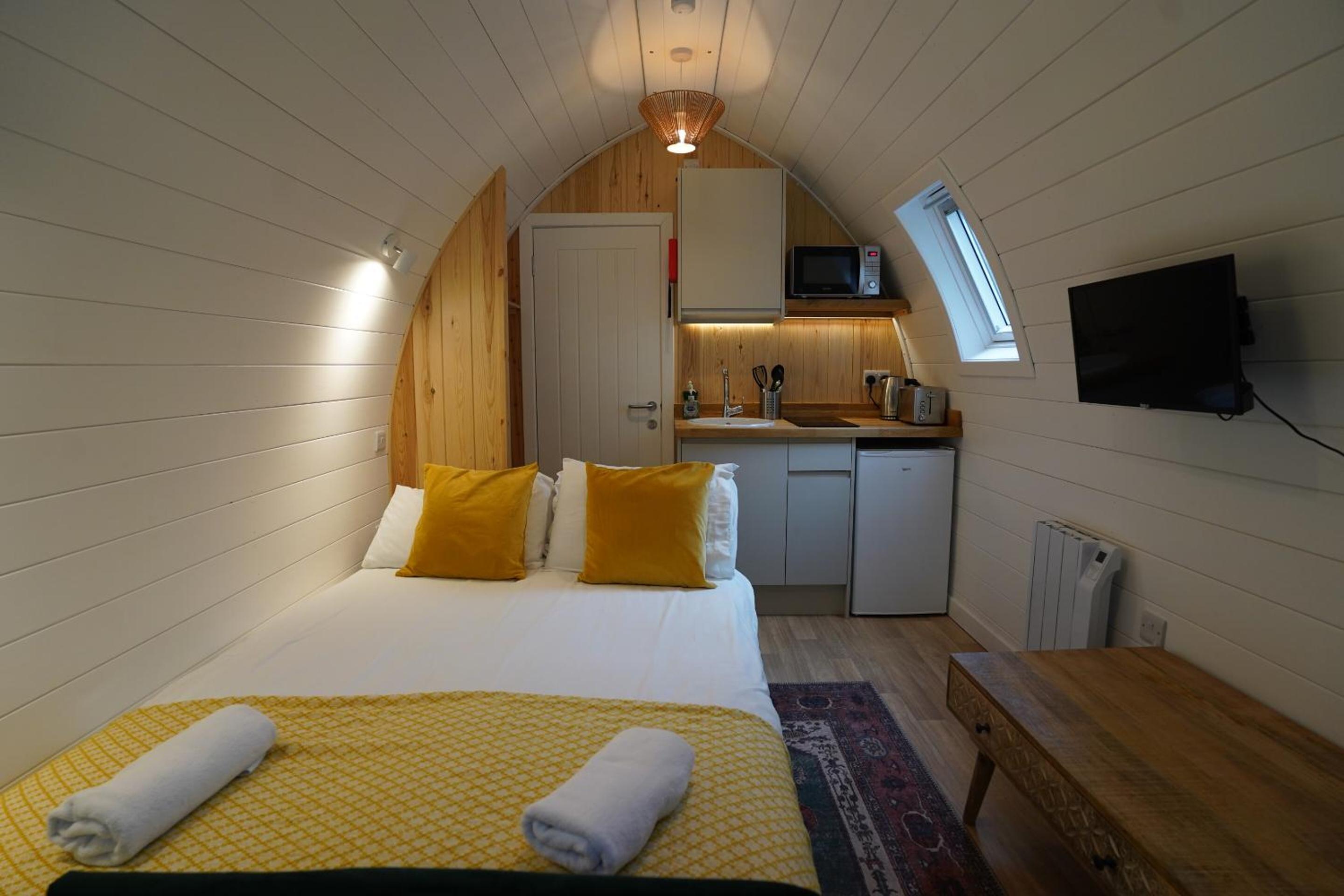 Tiny Cabin photo 3