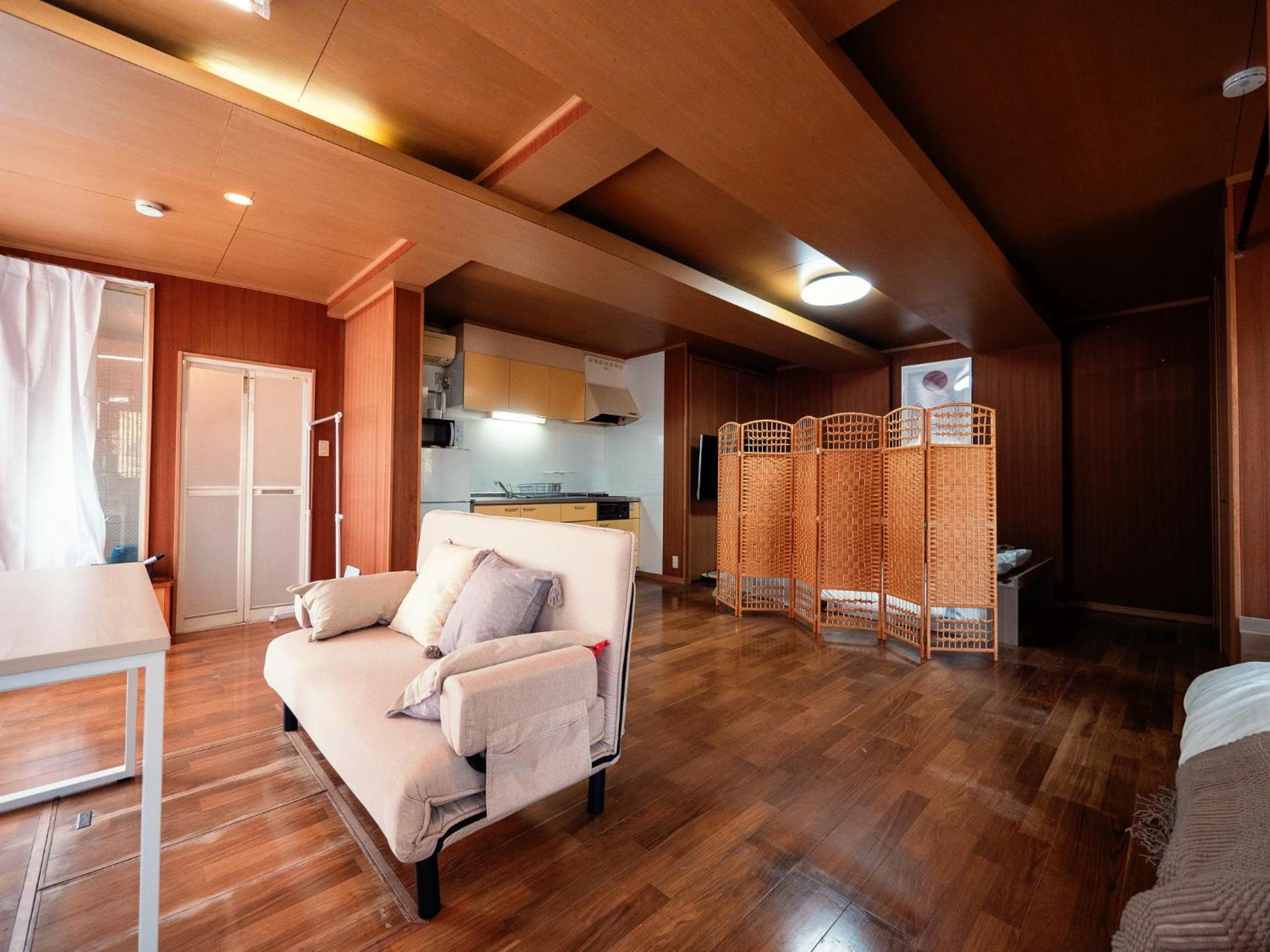 One-Bedroom House photo 1