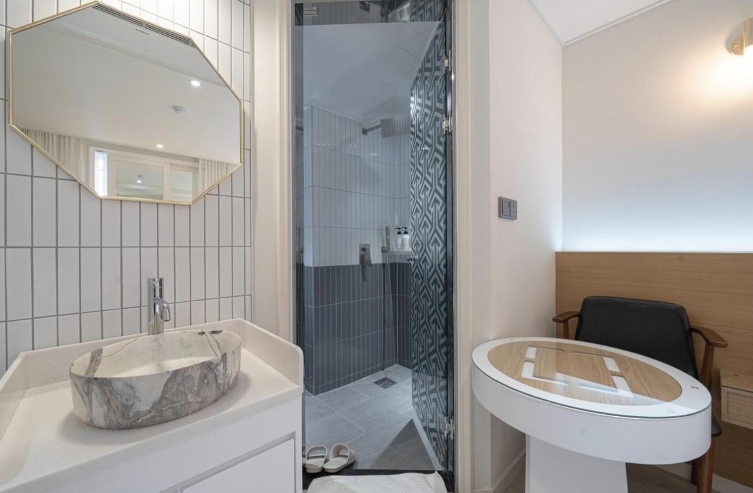 Standard Double Room - B  photo 2