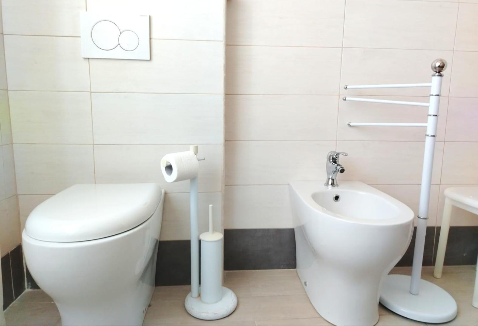 Double Room With Shared Bathroom photo 3