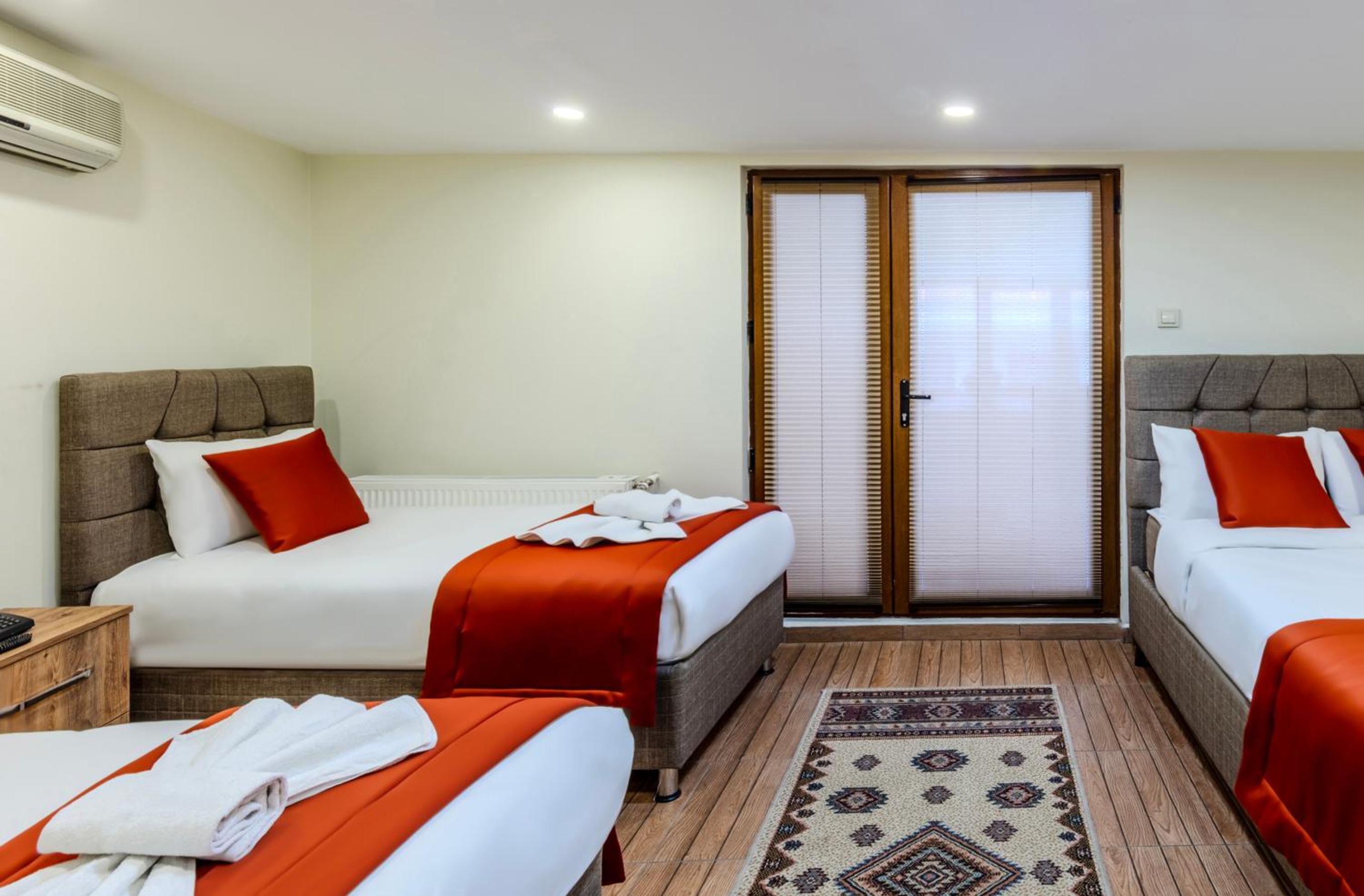 Suite photo 1