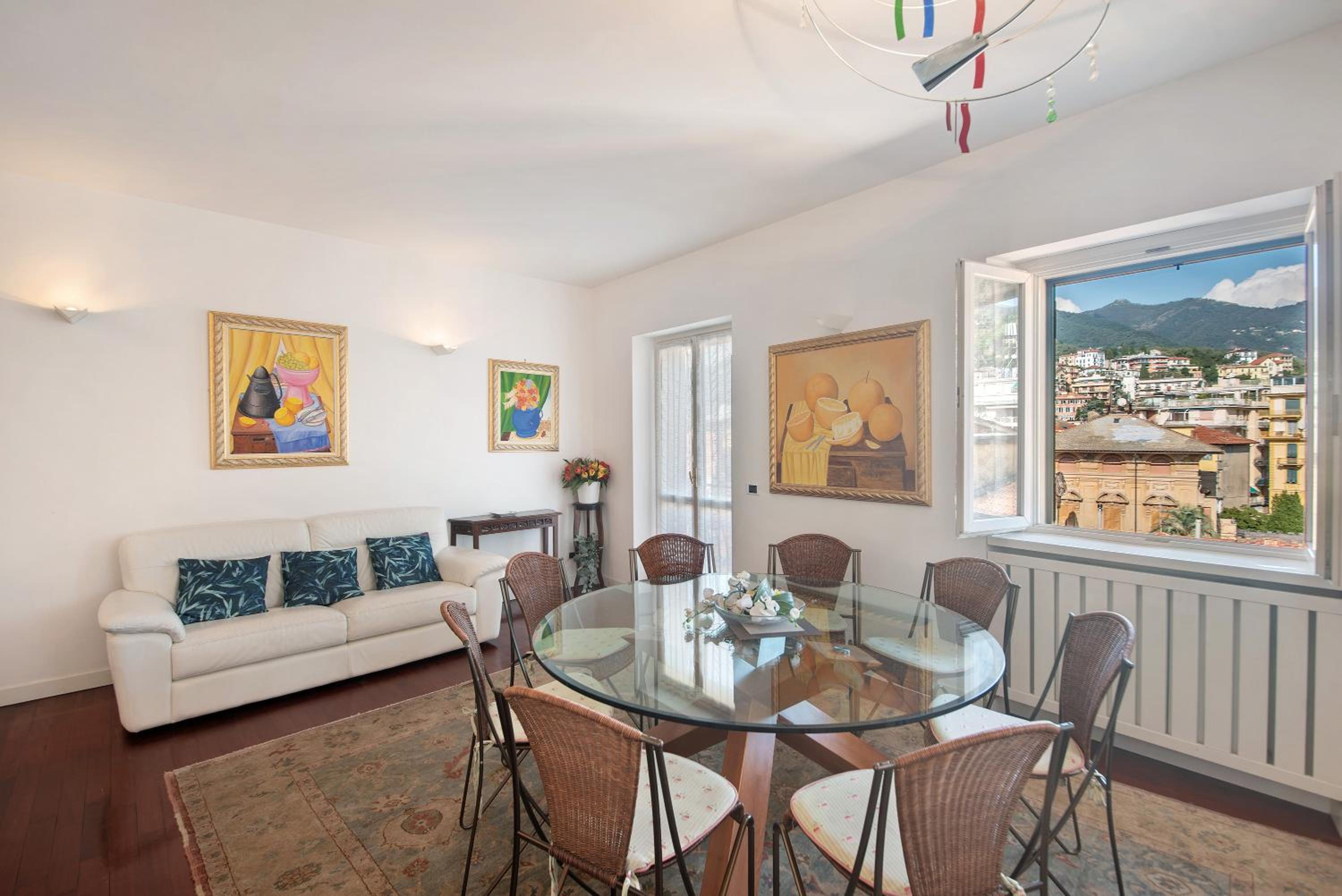 Two-Bedroom Deluxe Apartment with Balcony photo 1