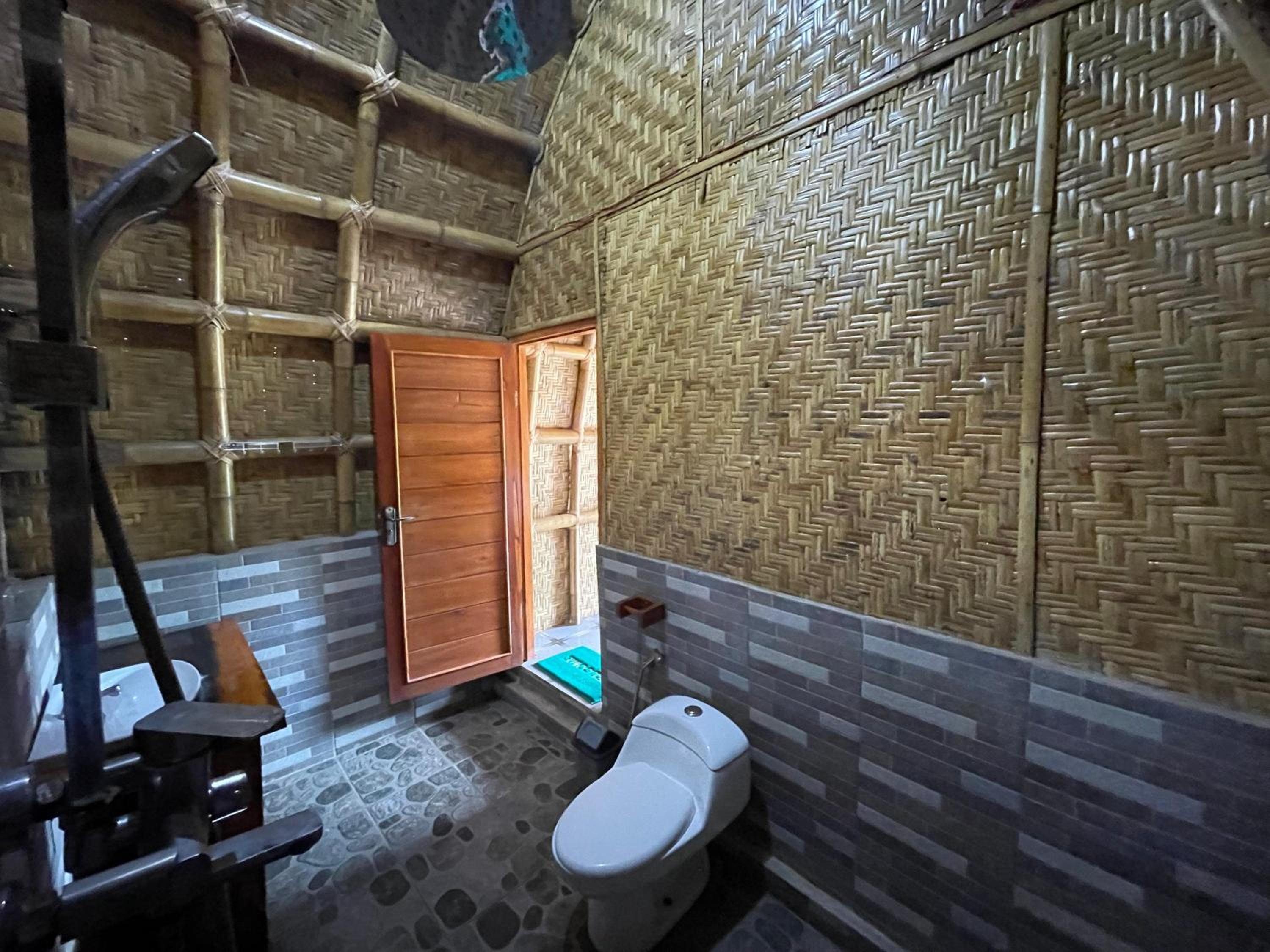Double or Twin Room with Garden View - Photo 4
