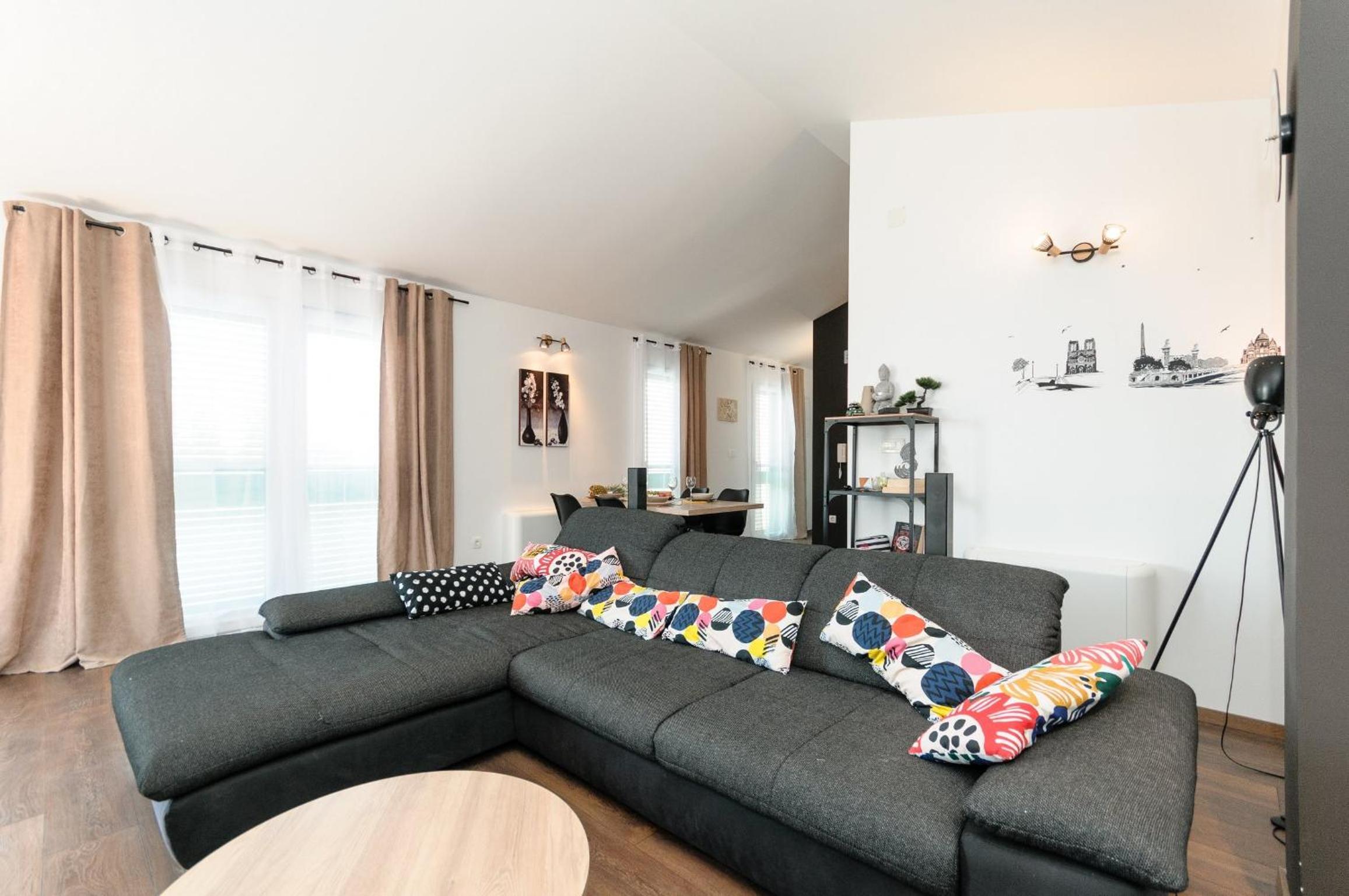 Five Bedroom Villa