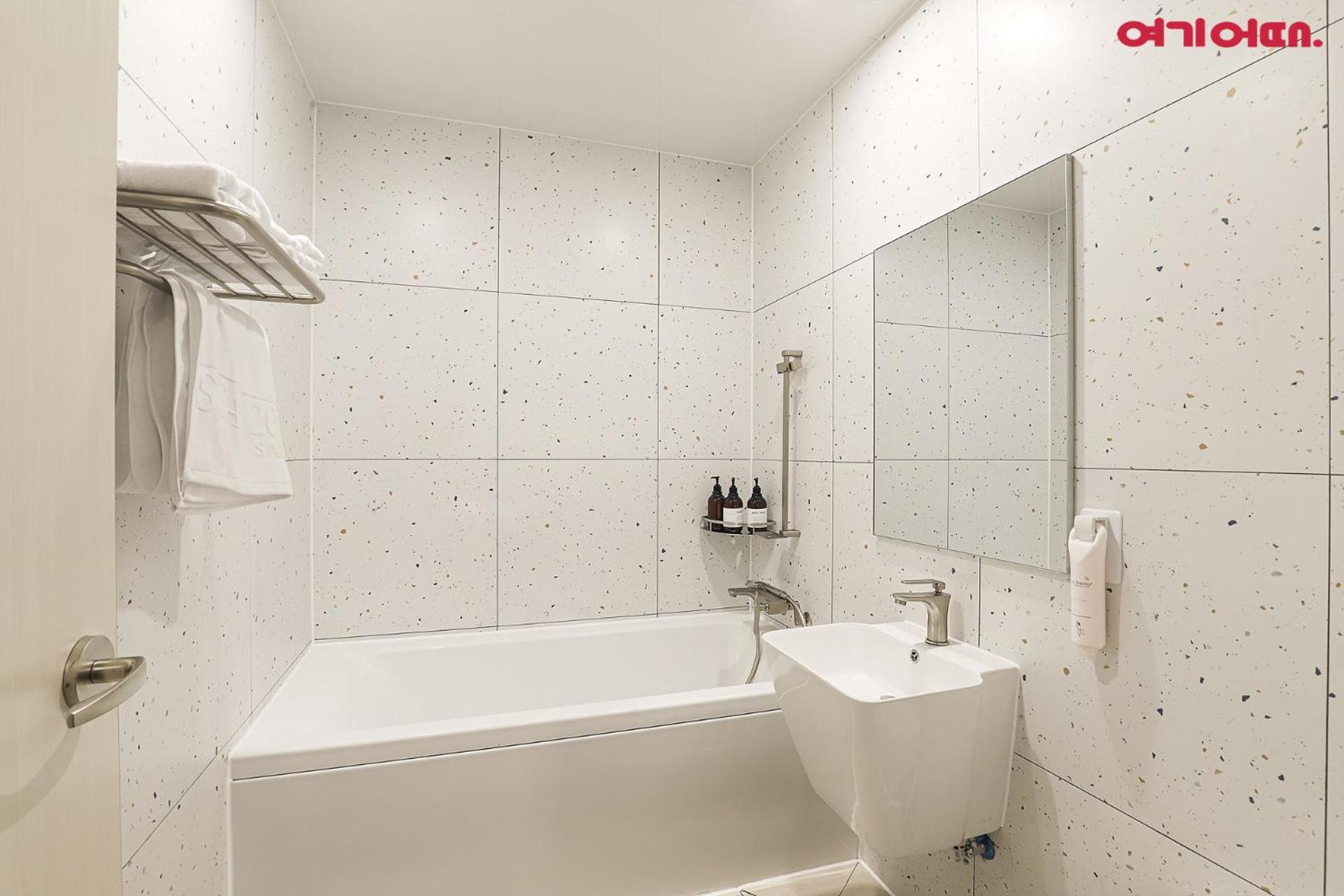 Double Room with Terrace photo 3