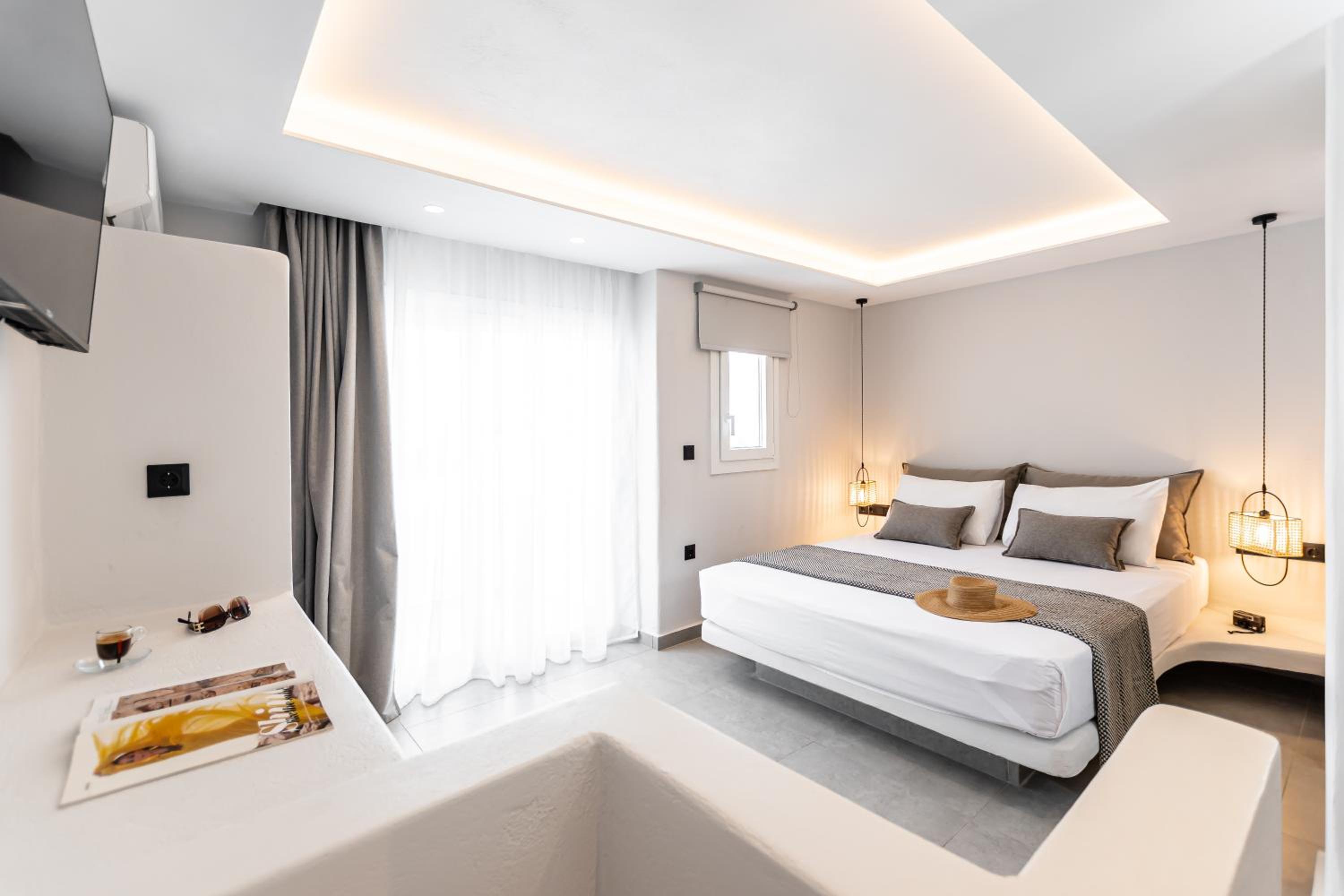 Two-Bedroom Apartment (3 Adults) - Split Level (with 2 Bathrooms)