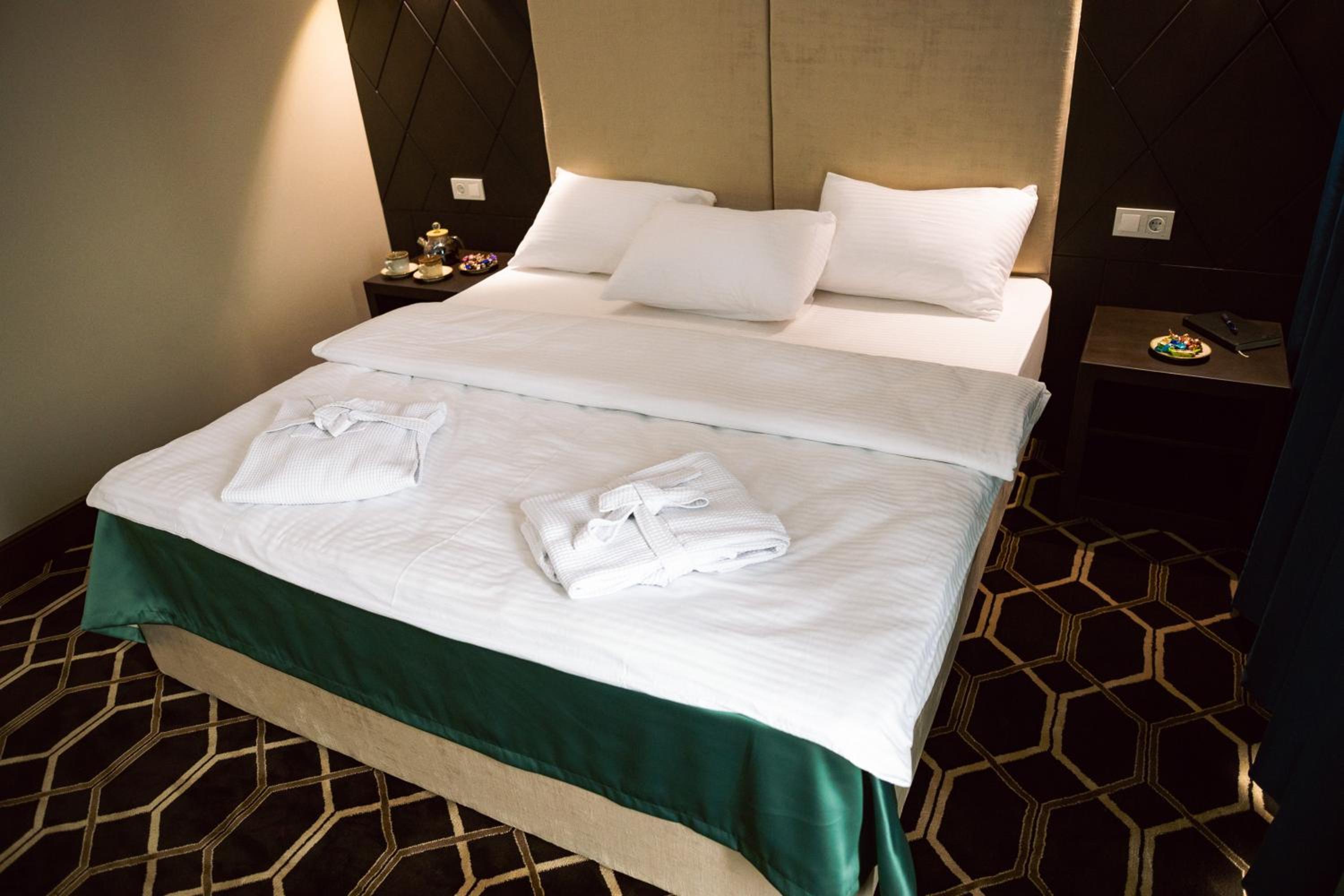 Double Room with Balcony photo 3