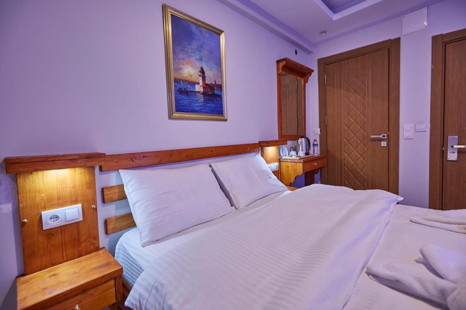 Budget Double Room photo 2