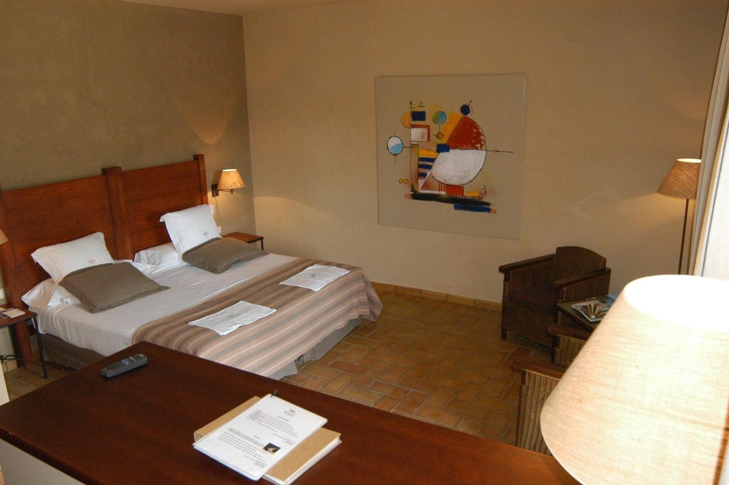 Standard Double Room - Photo 4