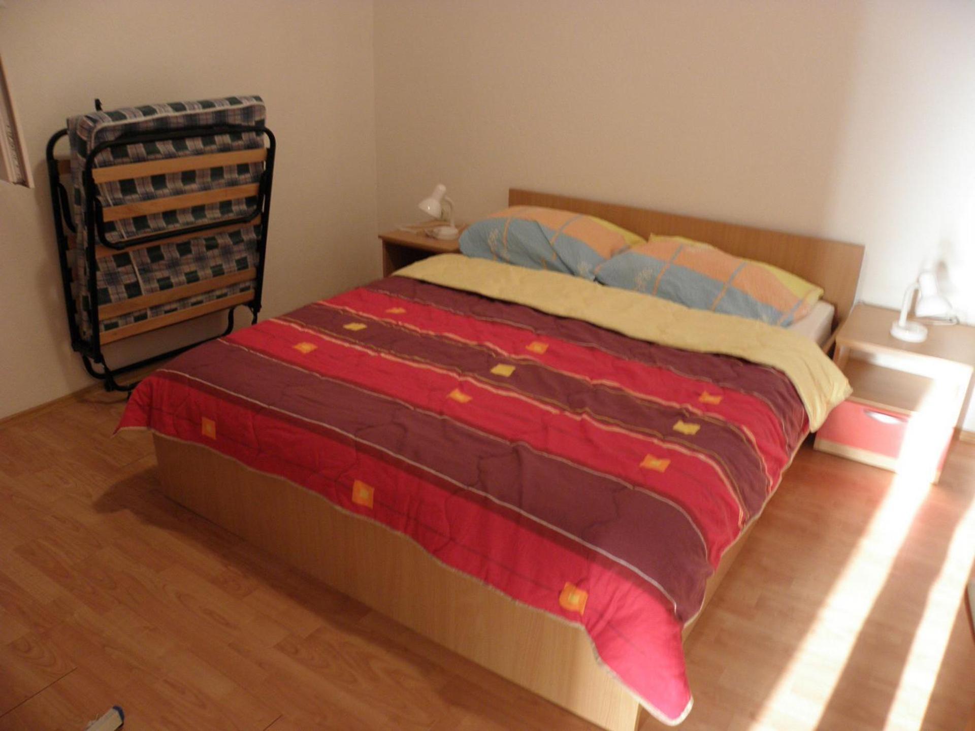 One-Bedroom Apartment photo 3
