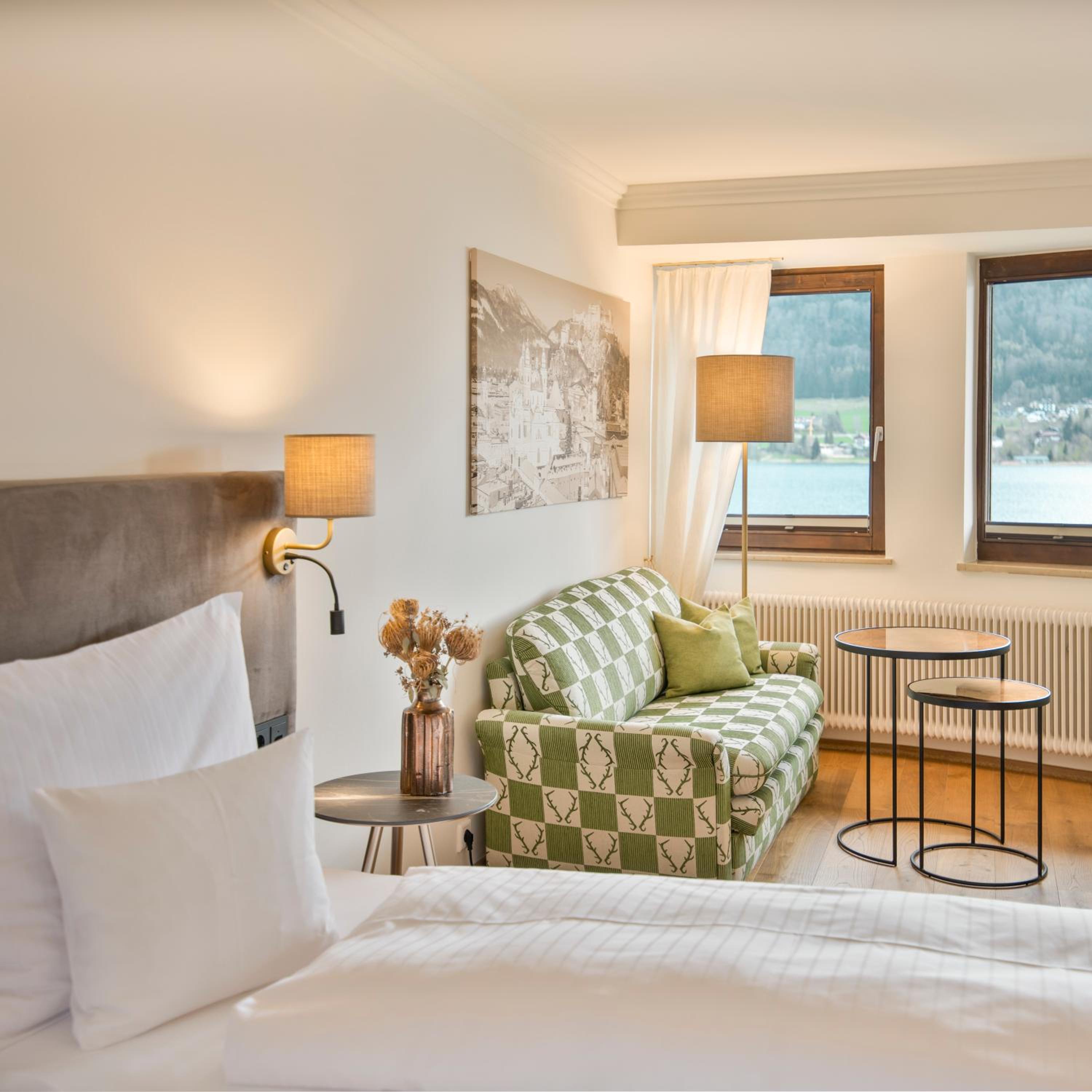 Deluxe Double Room with Shower - Photo 1
