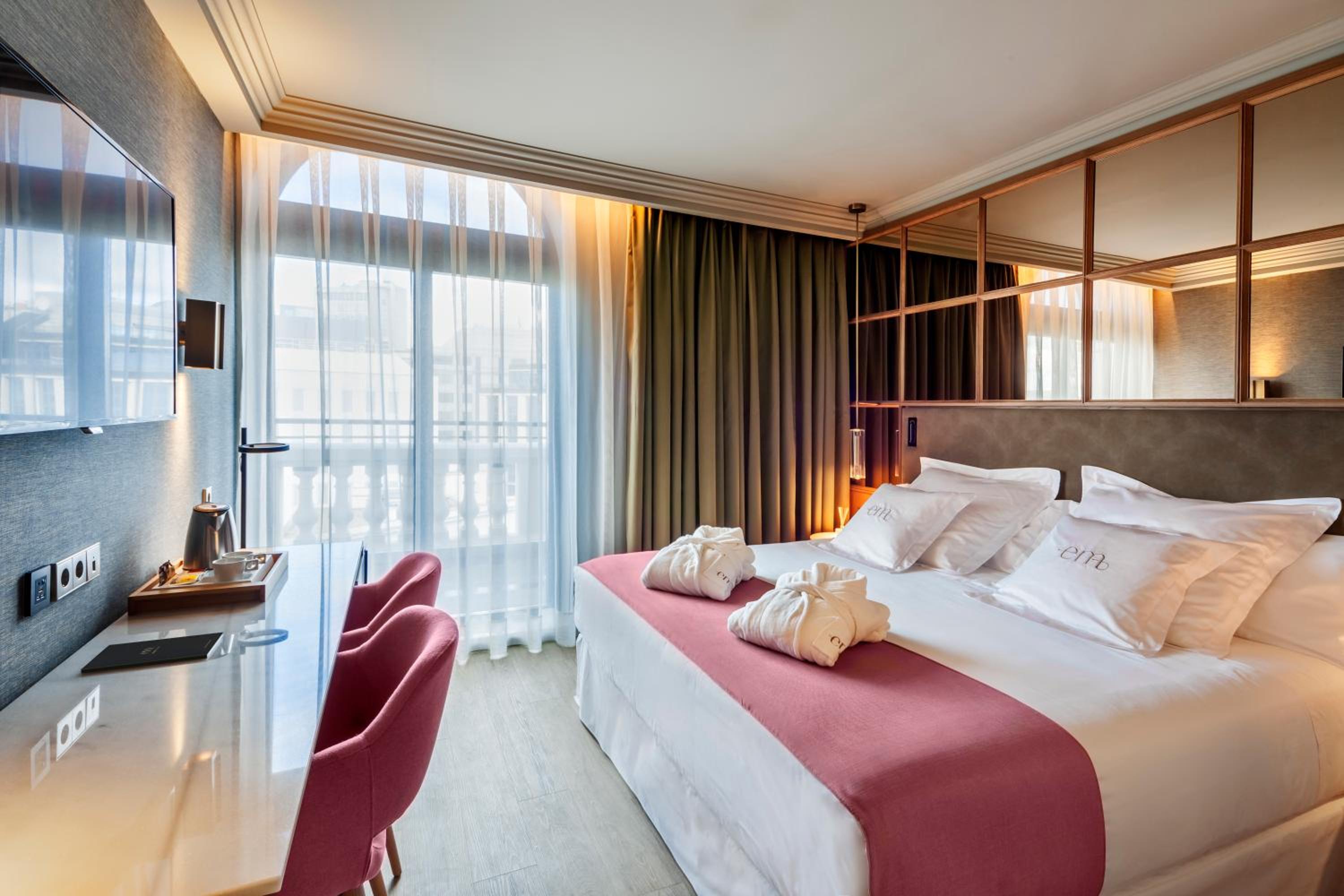 Premium King Room with Balcony