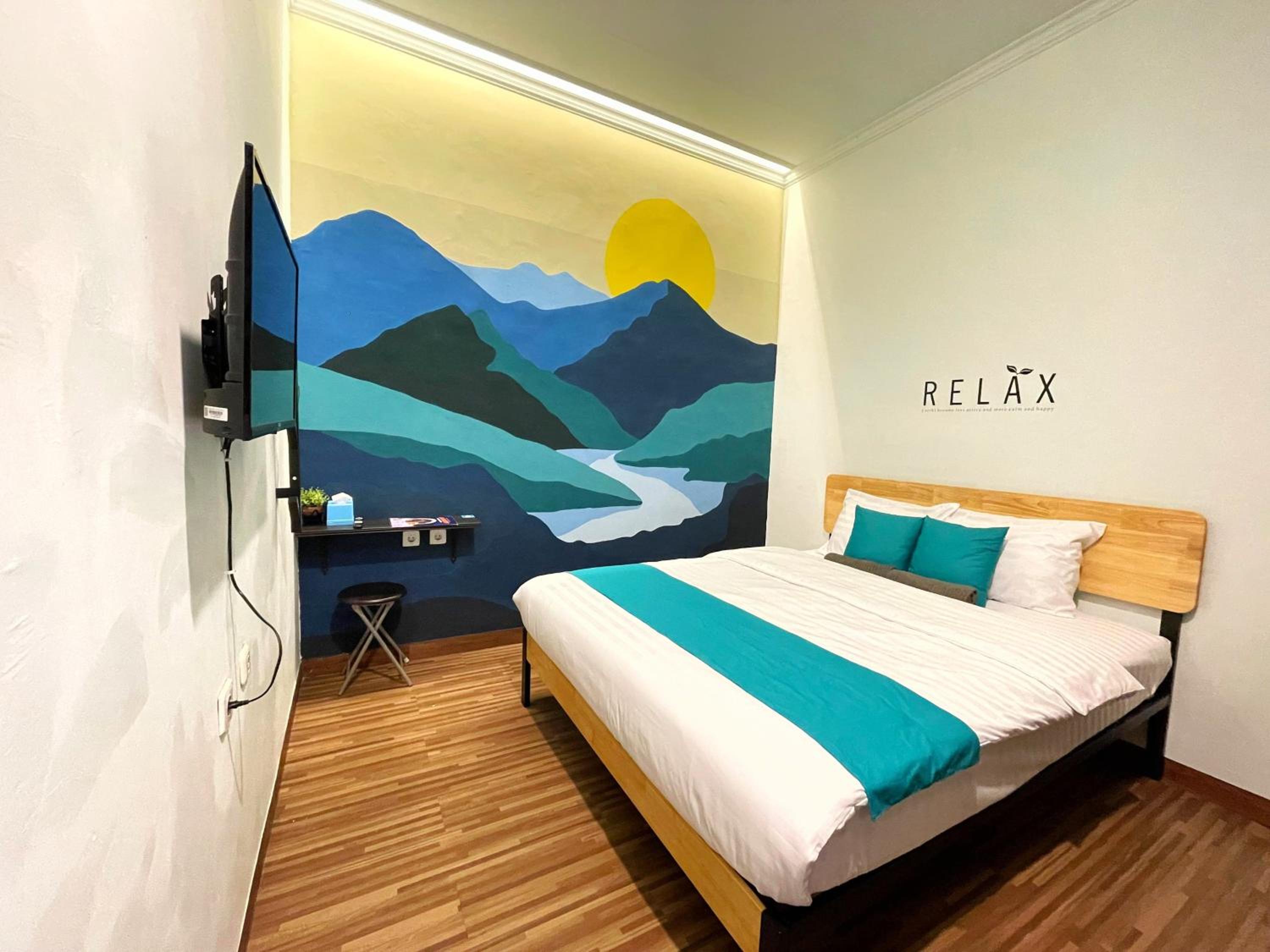 Budget Double Room photo 1