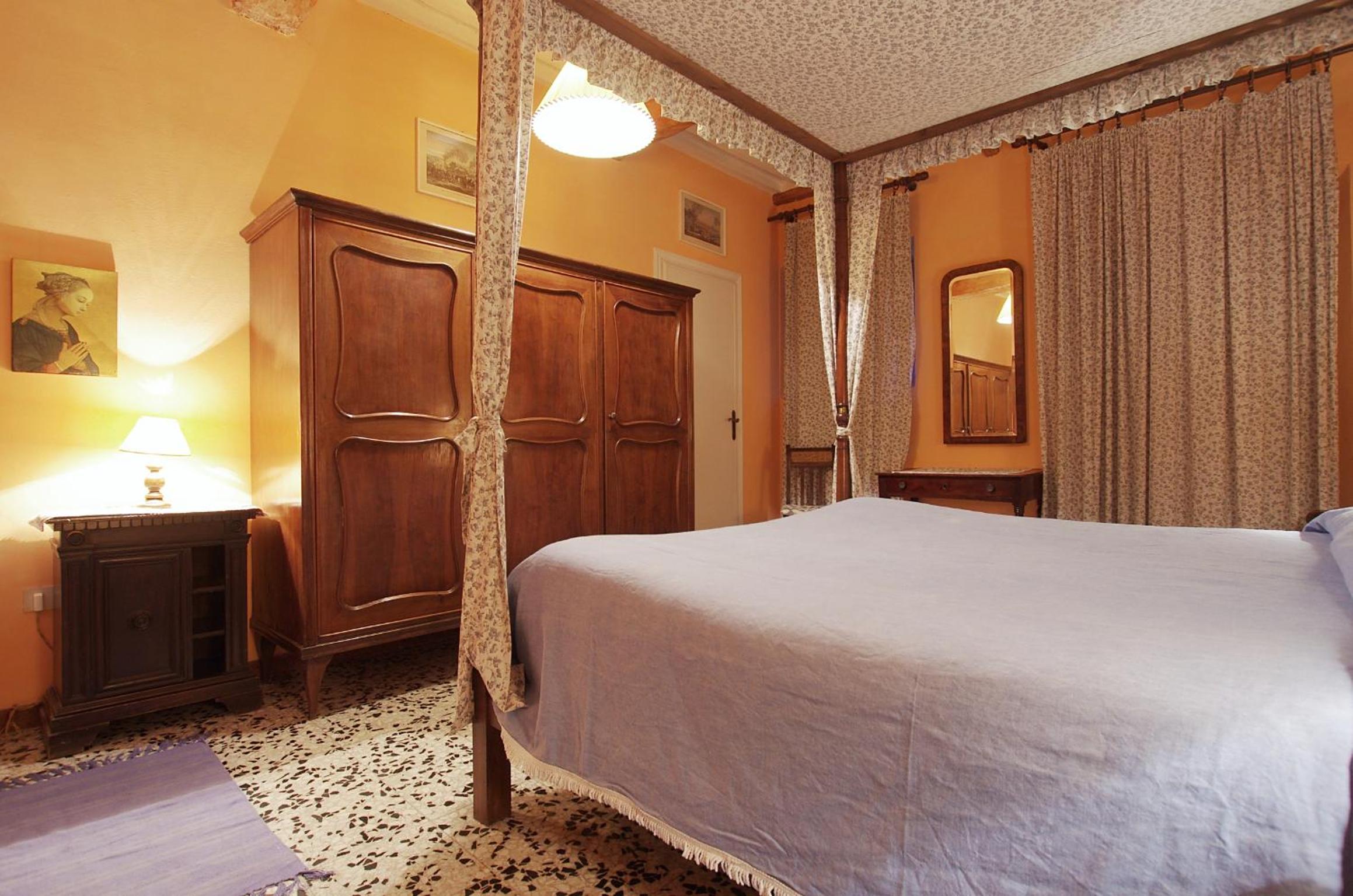 One-Bedroom Apartment - Photo 35