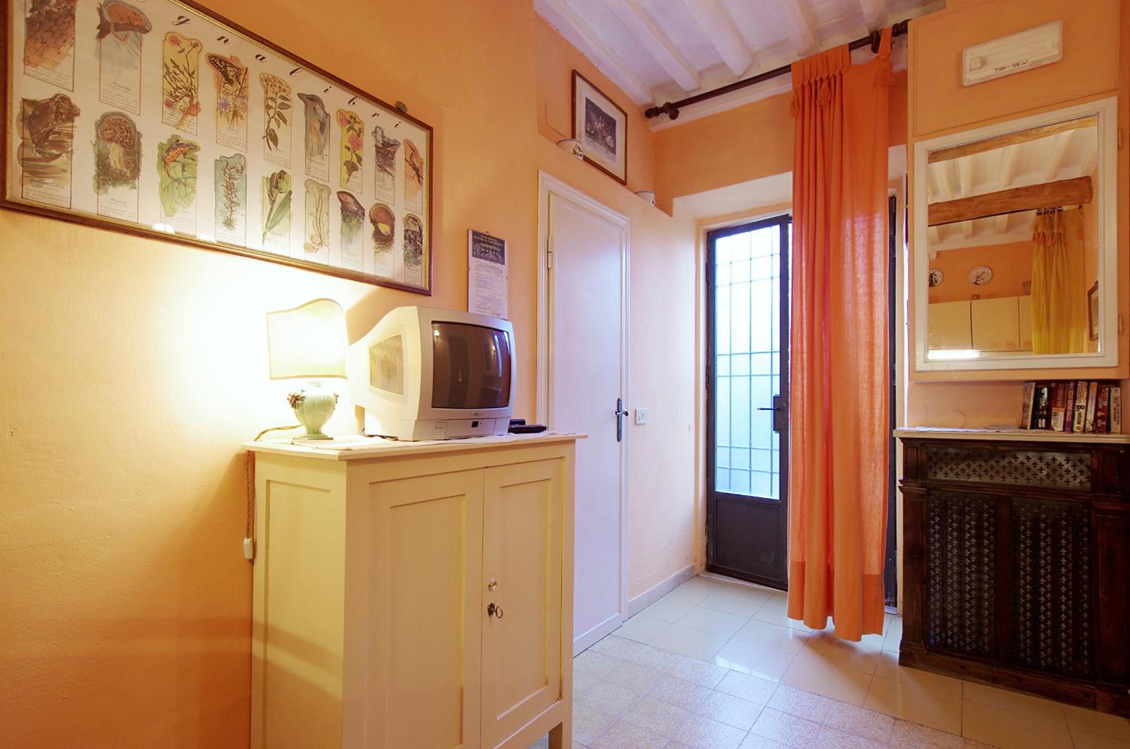 One-Bedroom Apartment - Photo 20