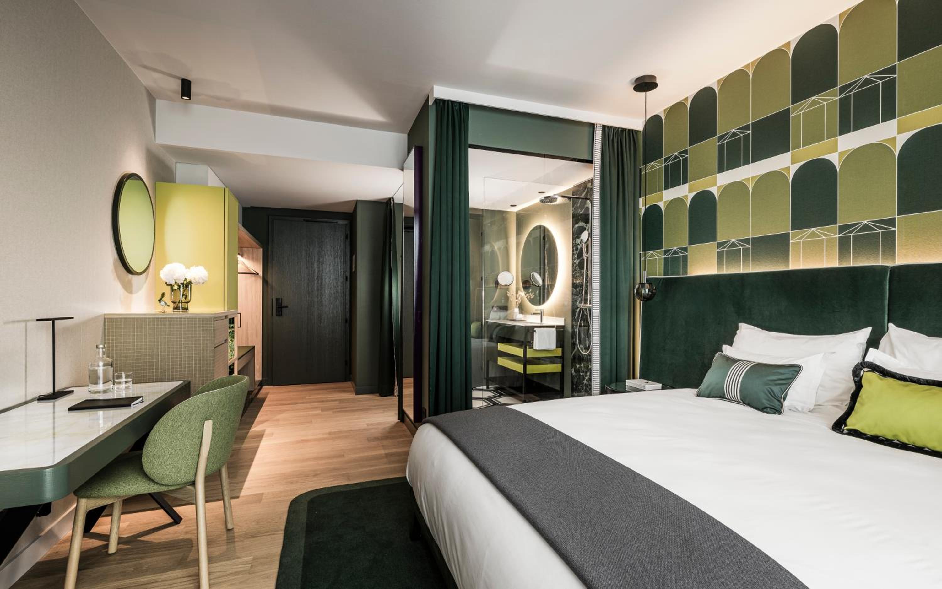 Grand Deluxe Room with Balcony