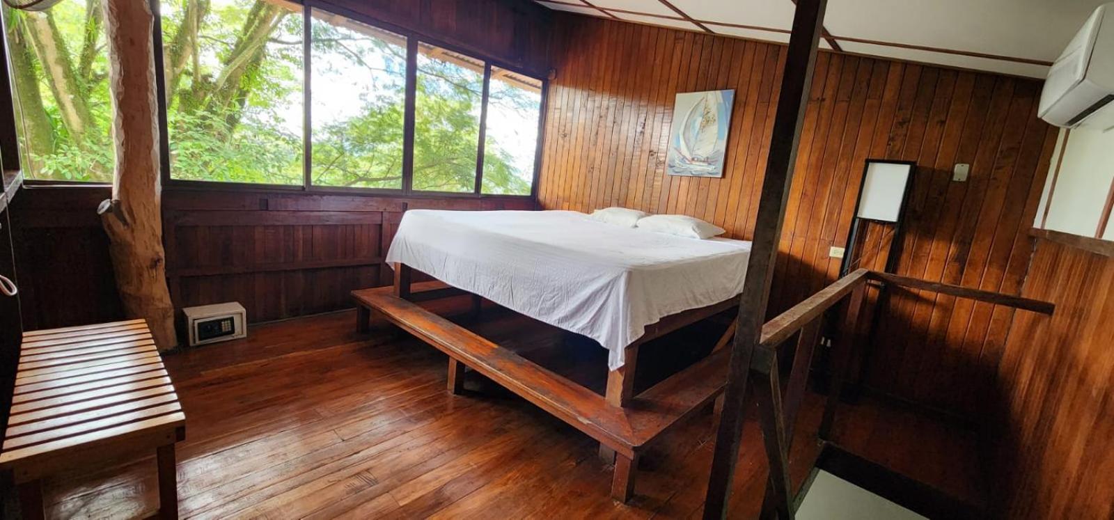 Family Room with Sea View photo 2