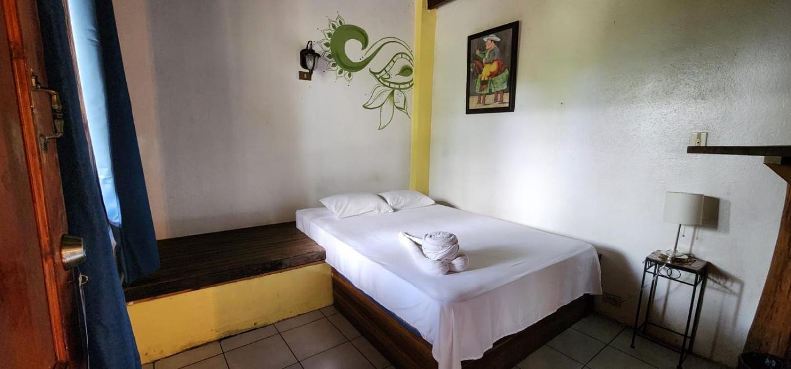 Standard Double Room with Shared Bathroom photo 1
