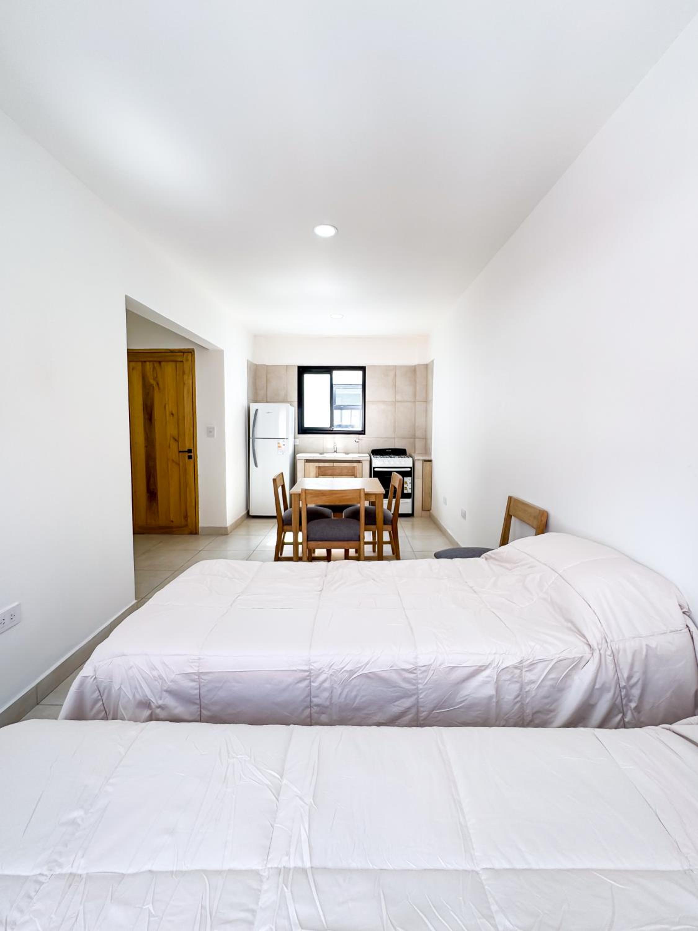 Apartment photo 2