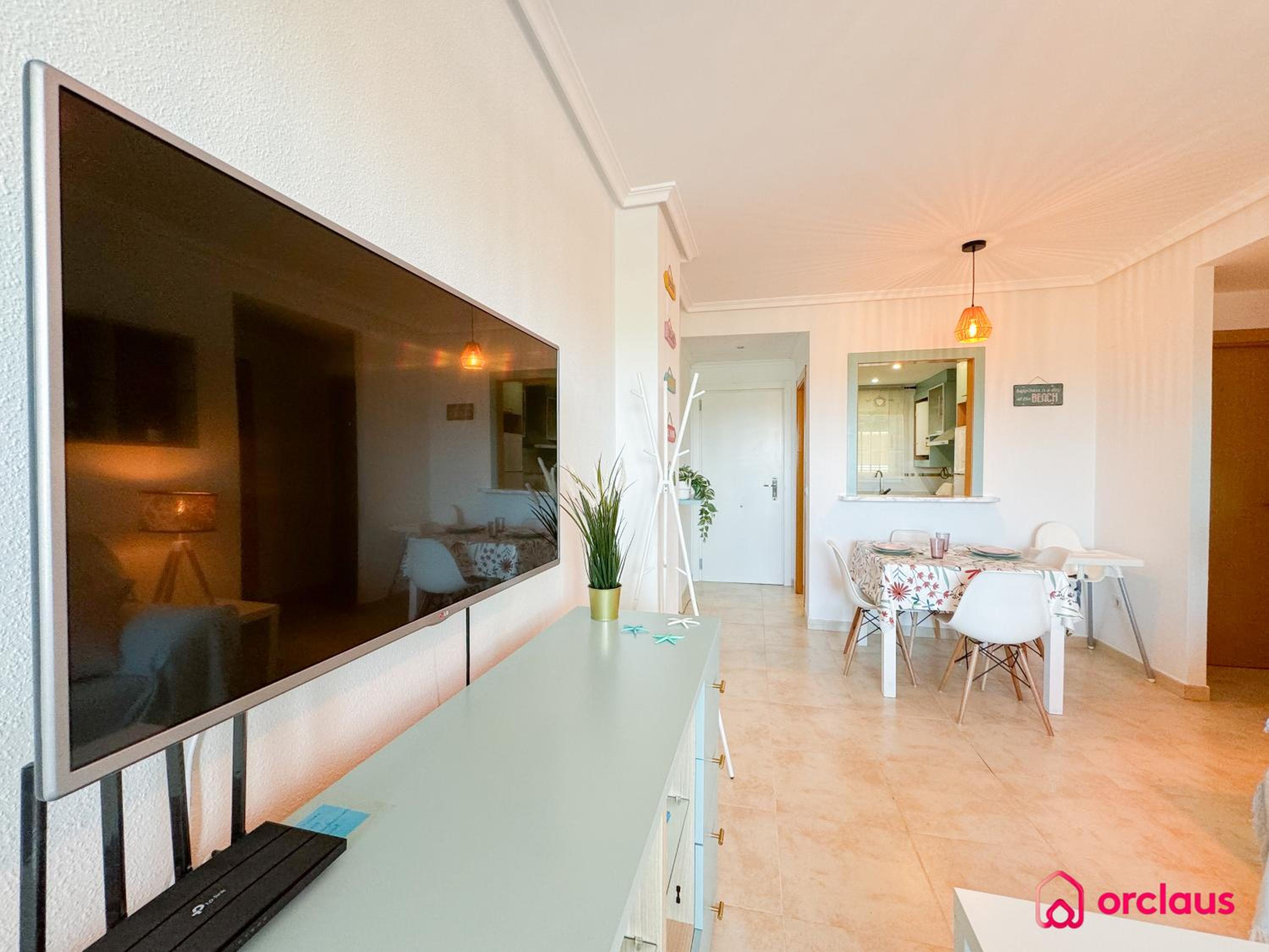 Apartamento de dos habitaciones con balcón