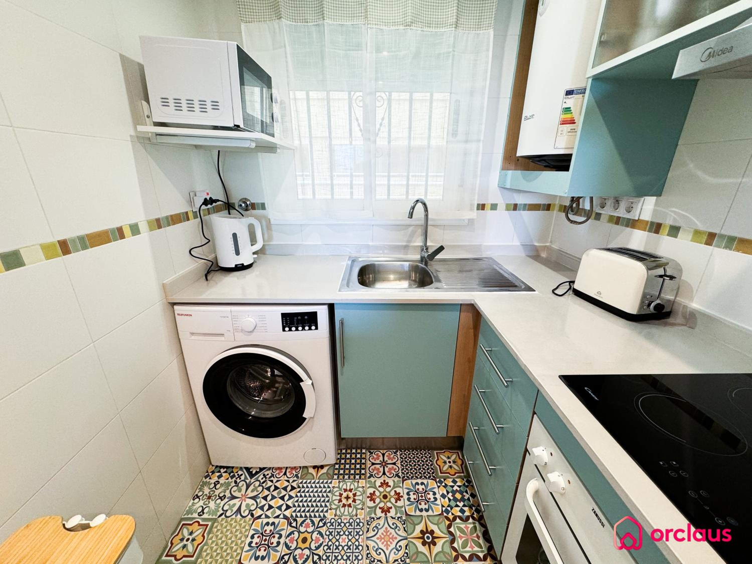 Two-Bedroom Apartment with Balcony photo 2