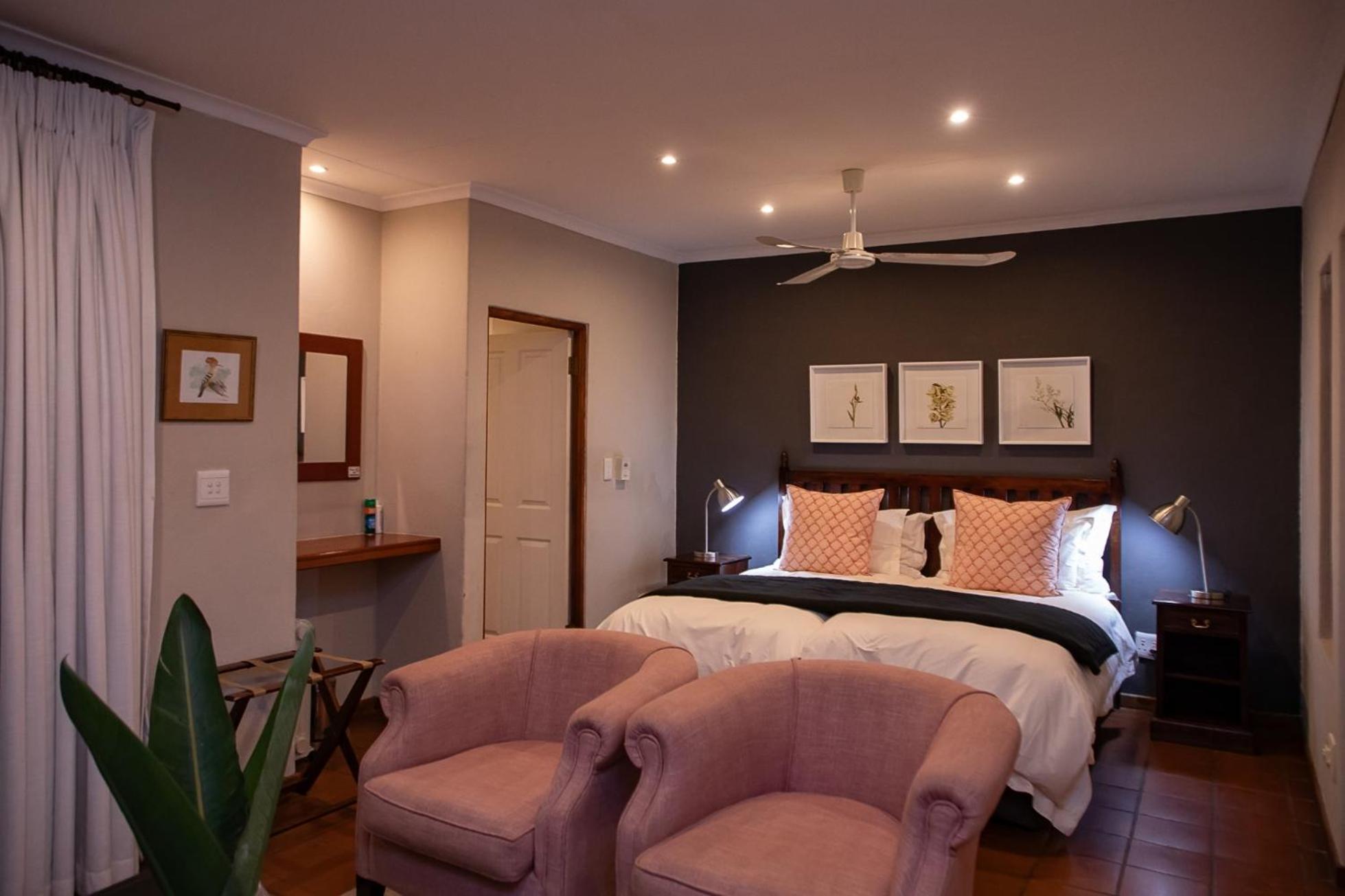 Twin/Double Room - Photo 33