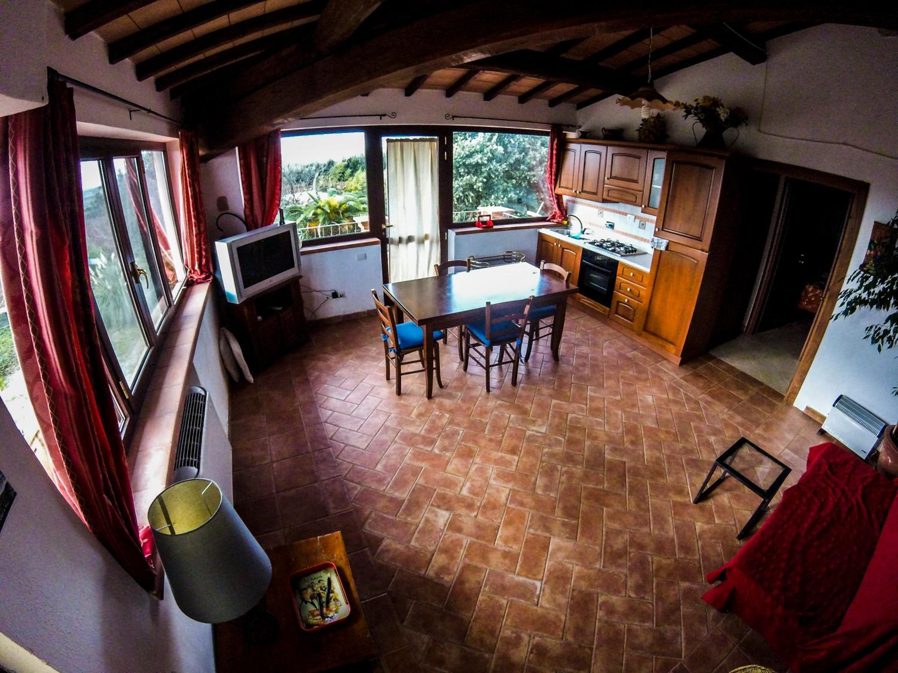Apartment with Balcony photo 3