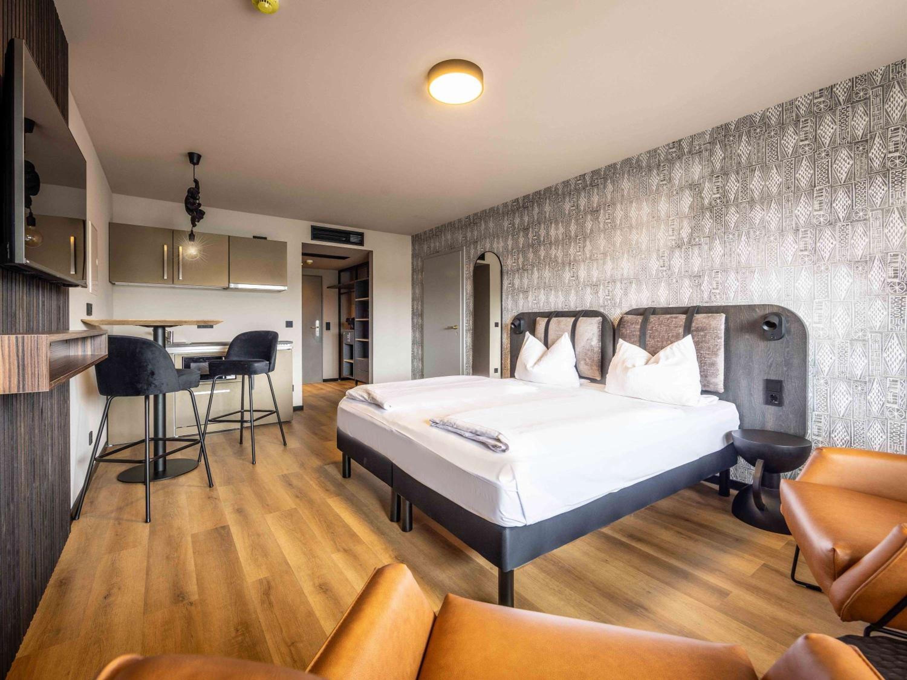 Superior Apartment with King Bed photo 1