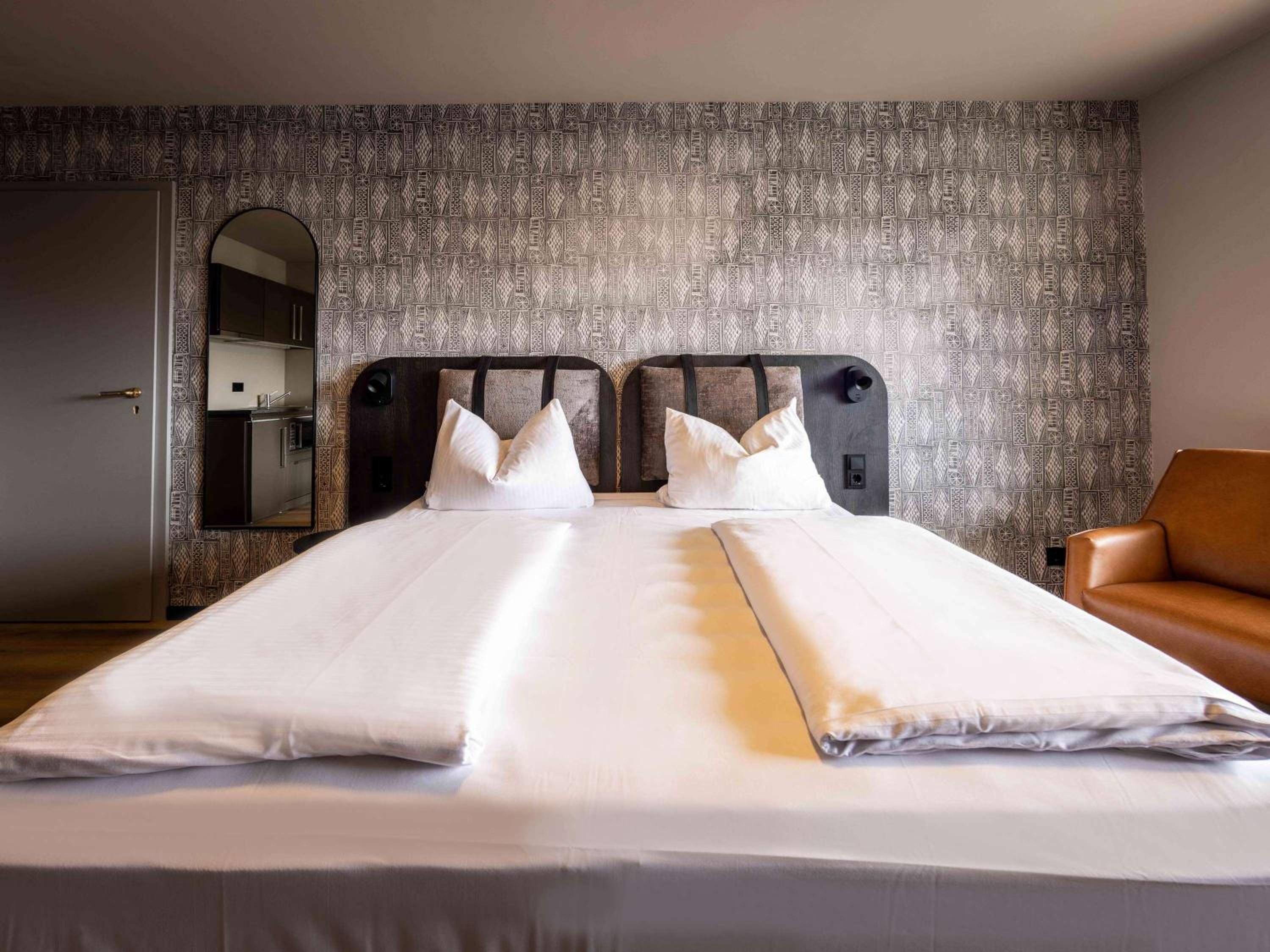 Superior Apartment with King Bed photo 2