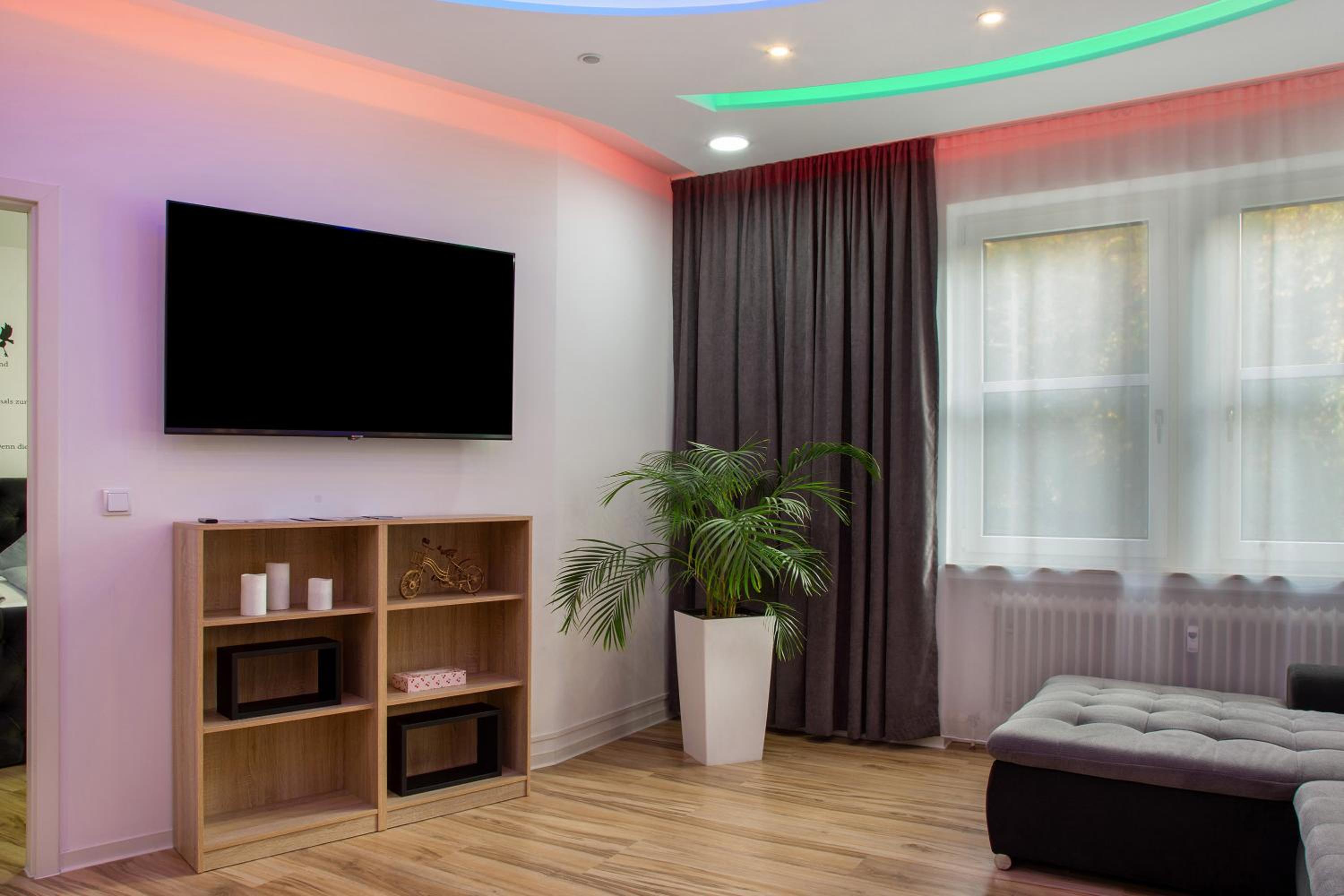 Two-Bedroom Deluxe Apartment with Garden View photo 1