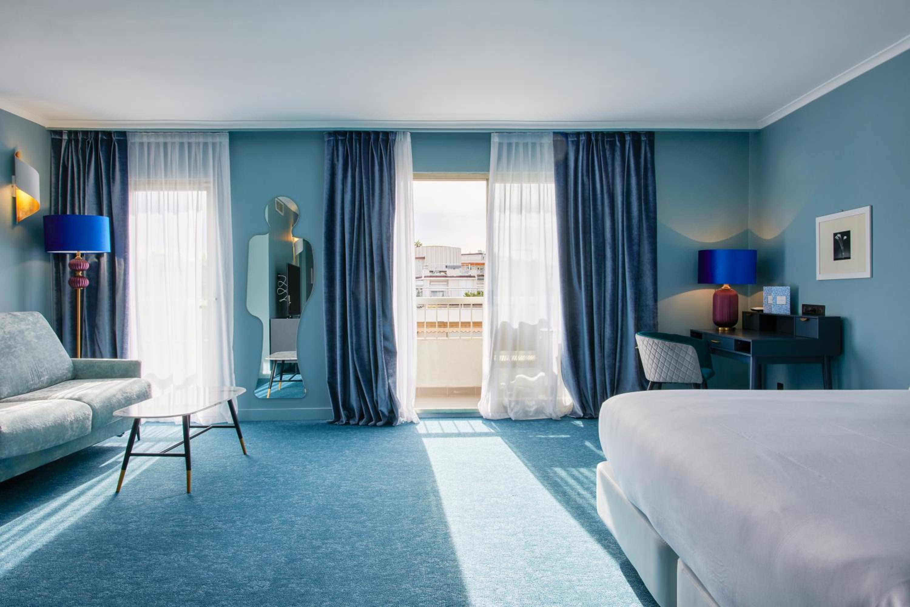 Deluxe Double Room with Balcony or Terrace - Photo 10
