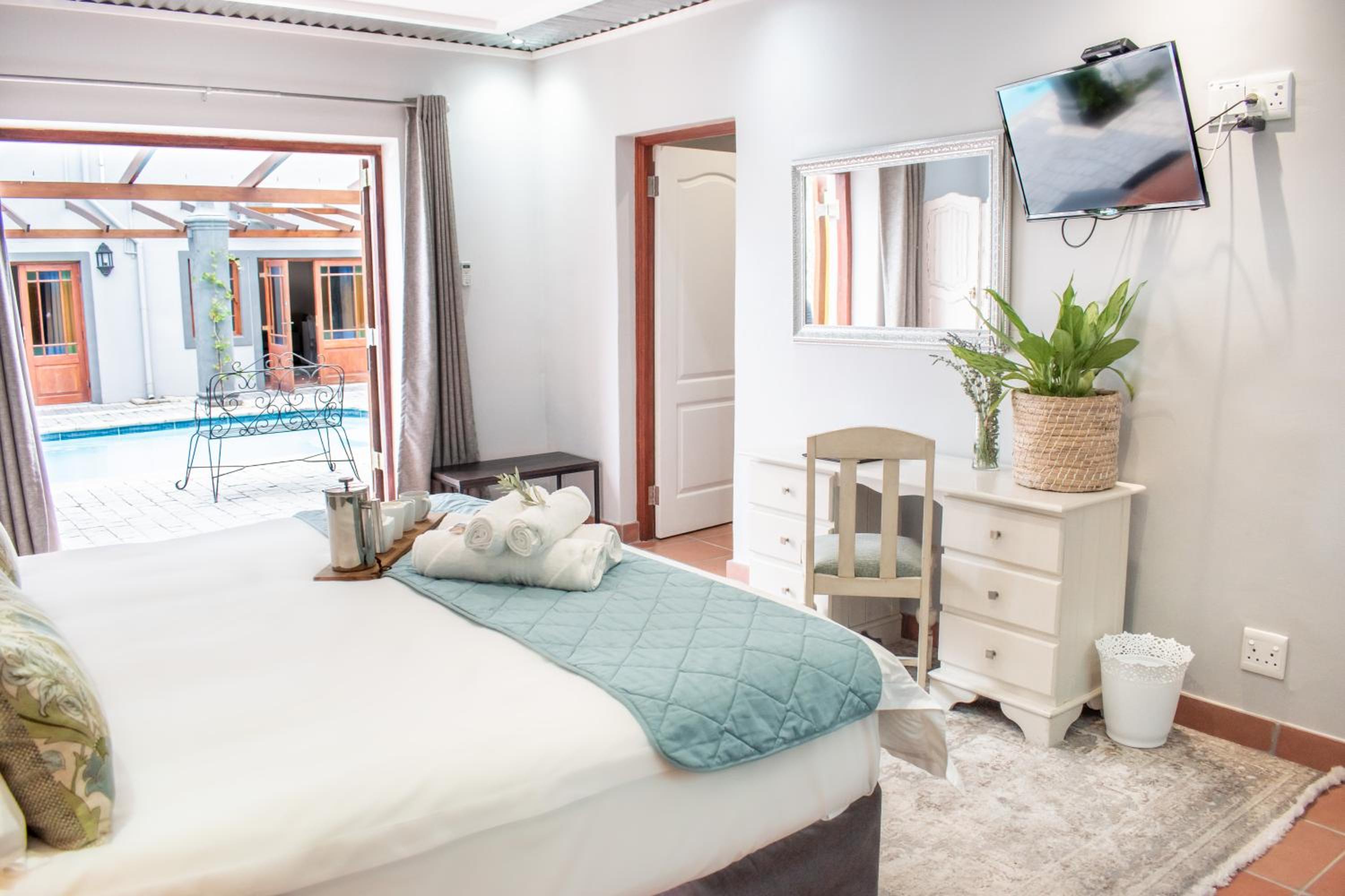 Twin/Double Room - Photo 4