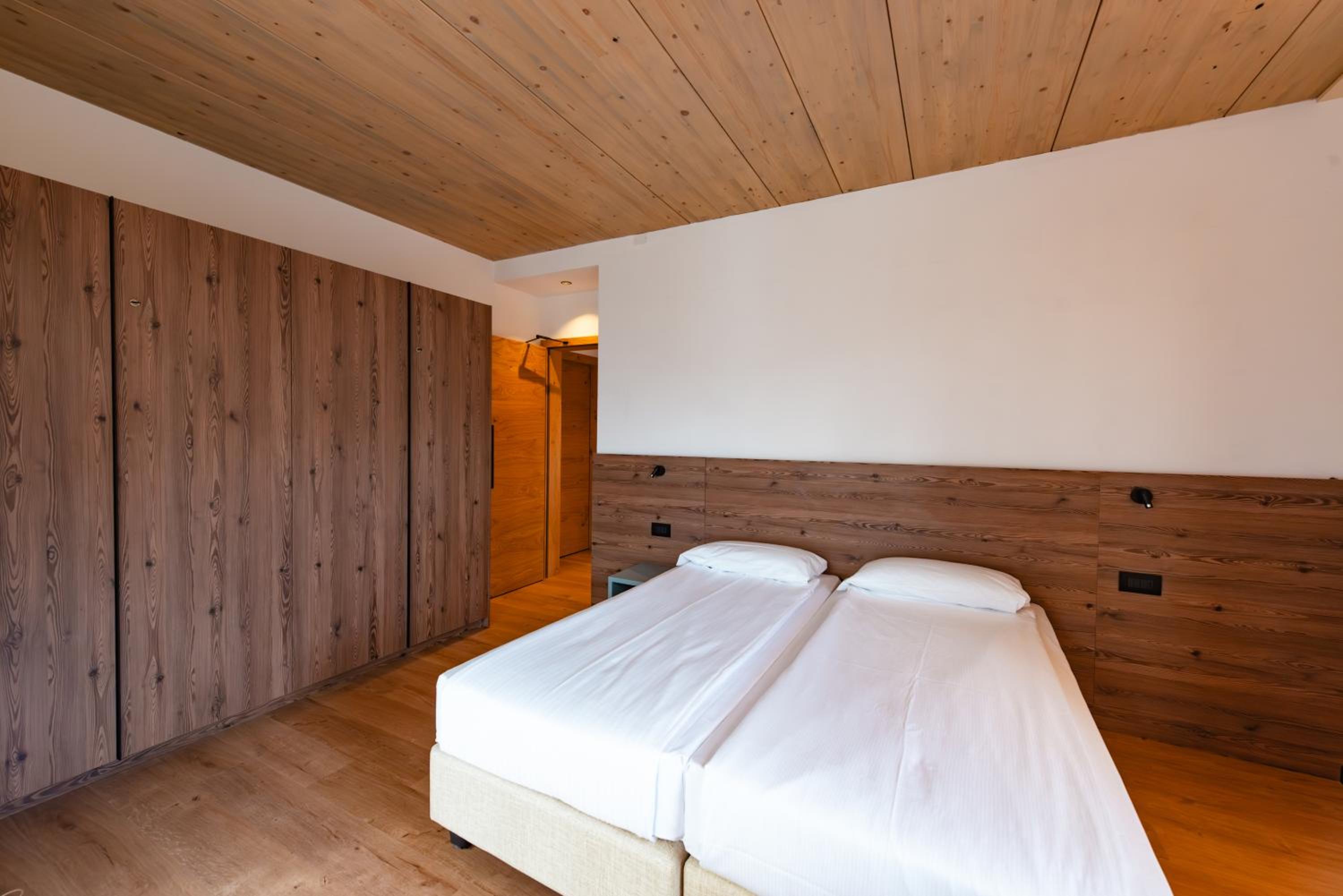 Suite photo 1