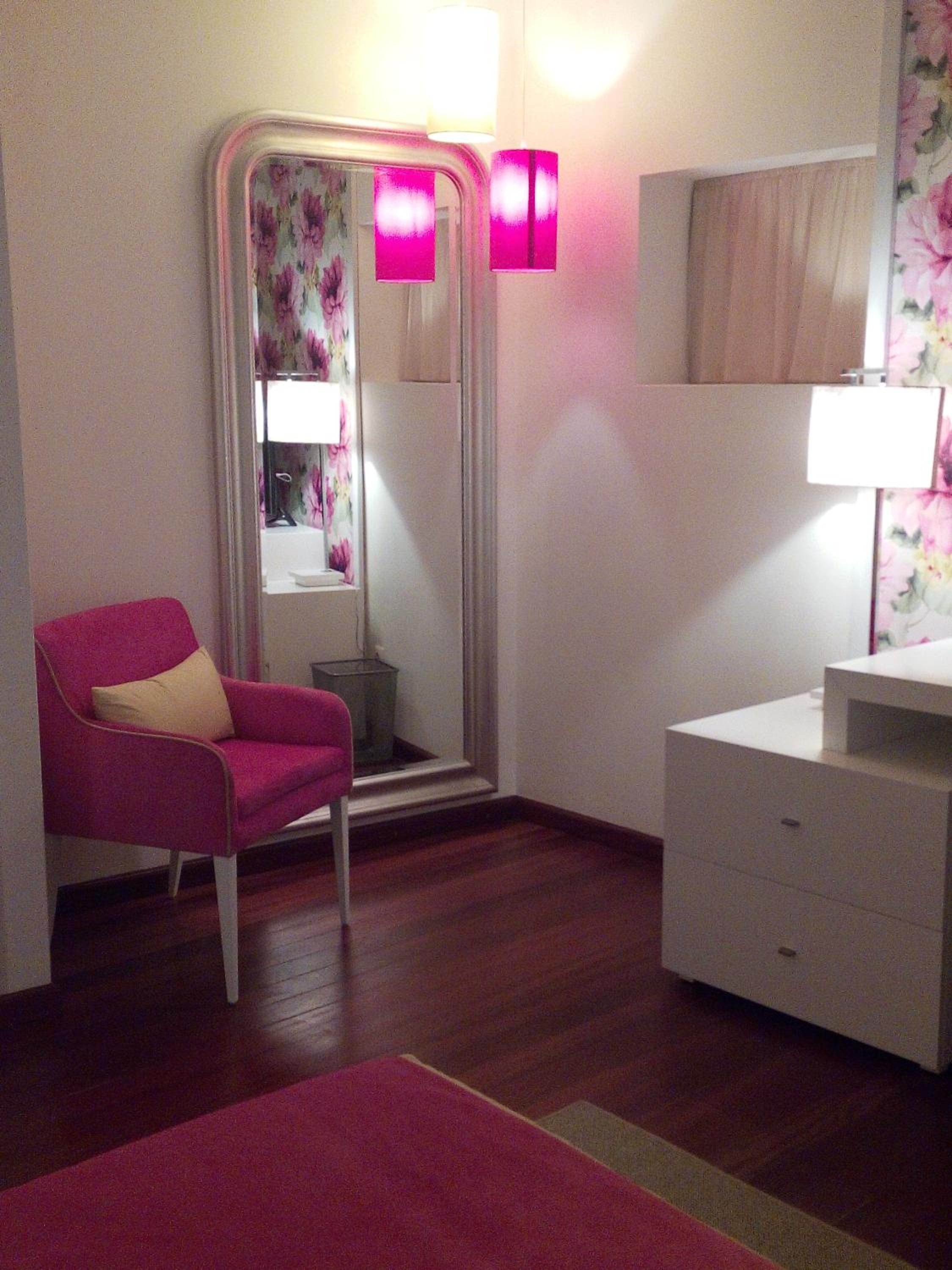 Standard Double Room - Photo 9