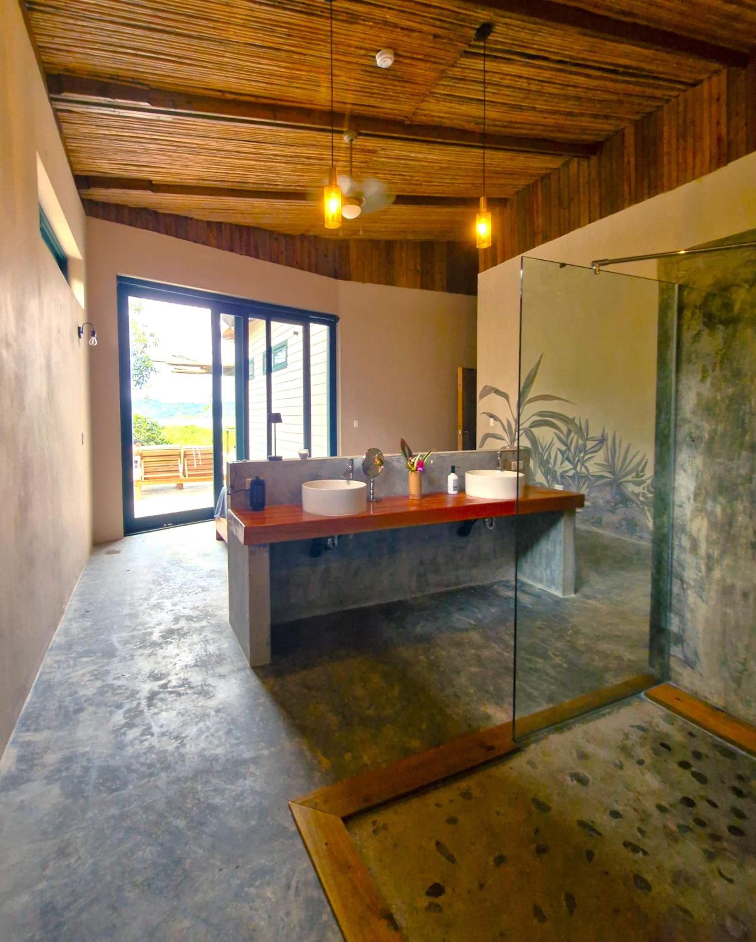 Deluxe Triple Room with Sea View photo 3