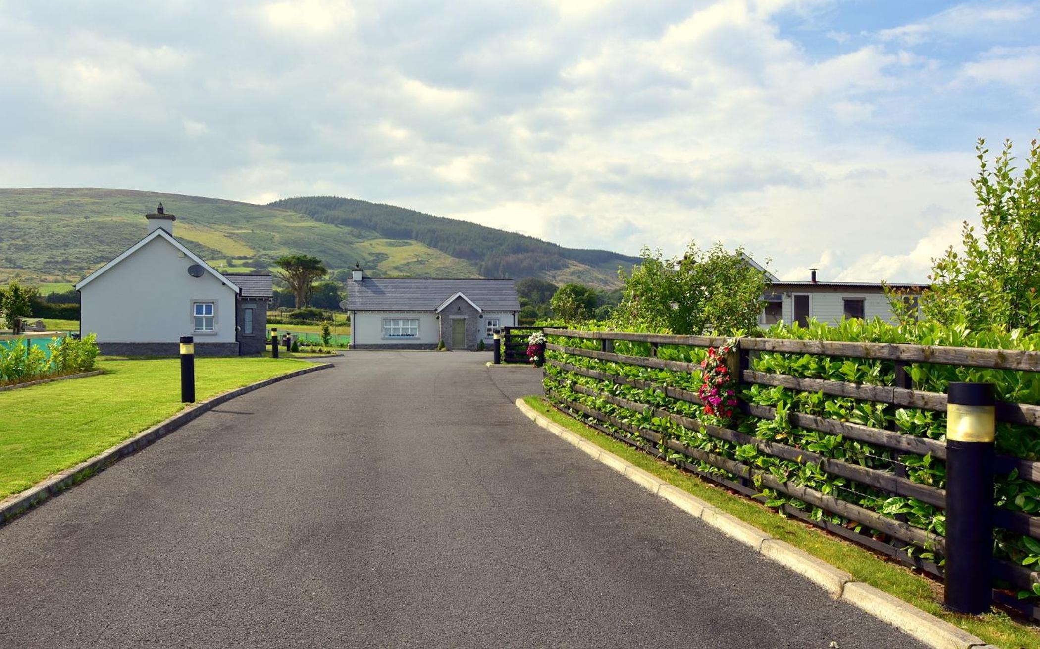 Family Bungalow - Photo 7