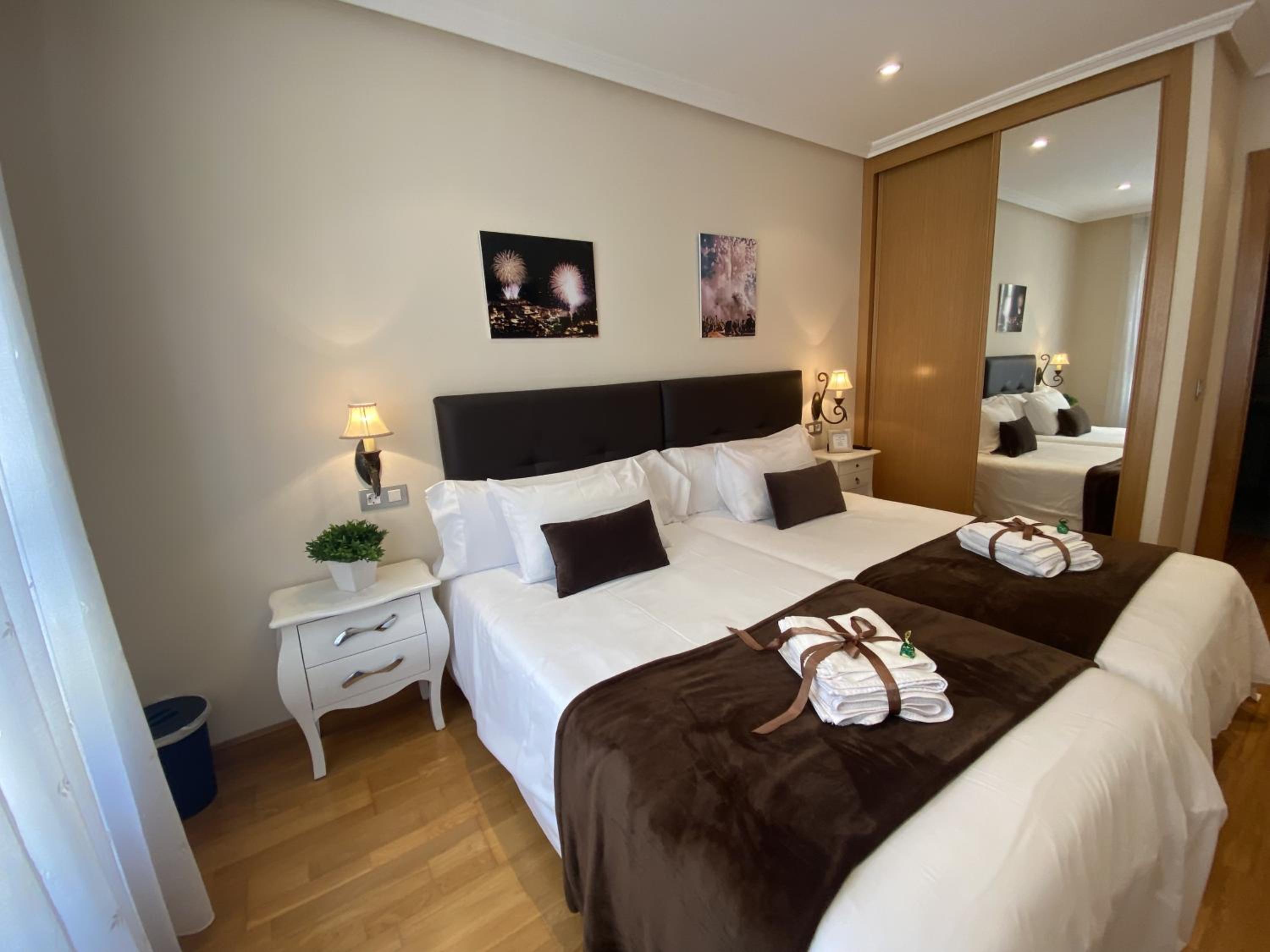 Habitación Estándar Twin con Baño Compartido
