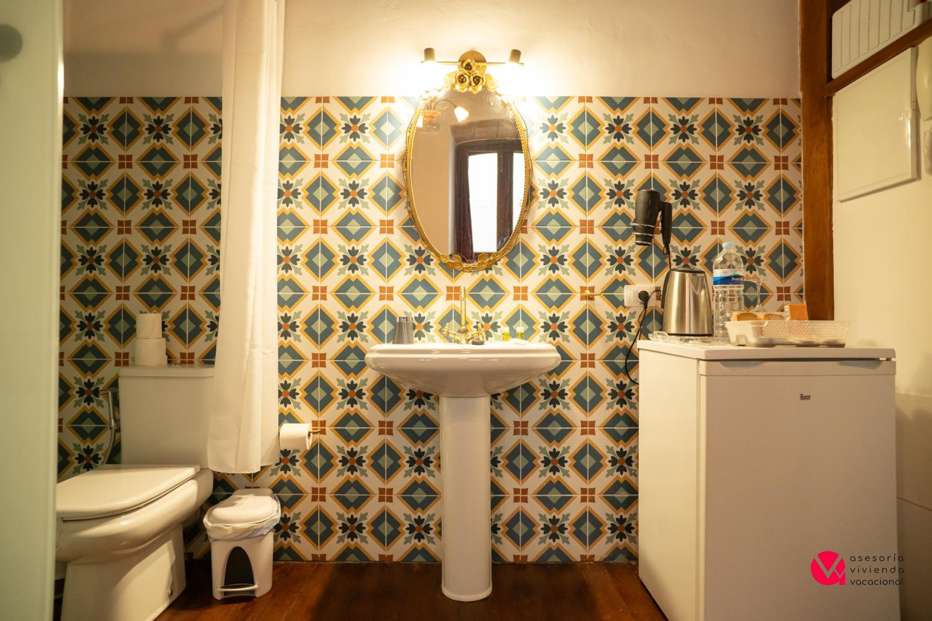 Standard Queen Room photo 3