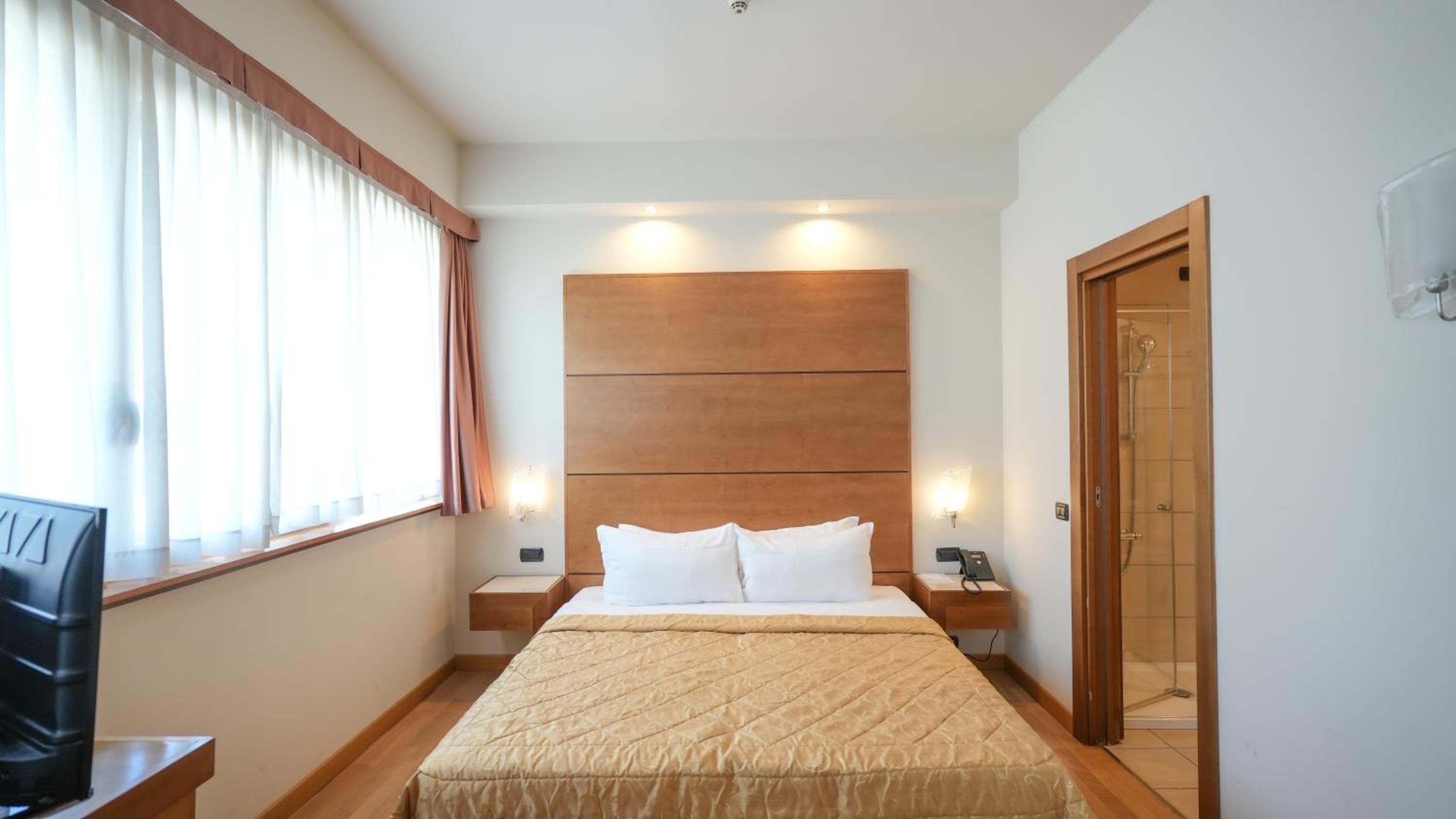 Executive Room photo 3
