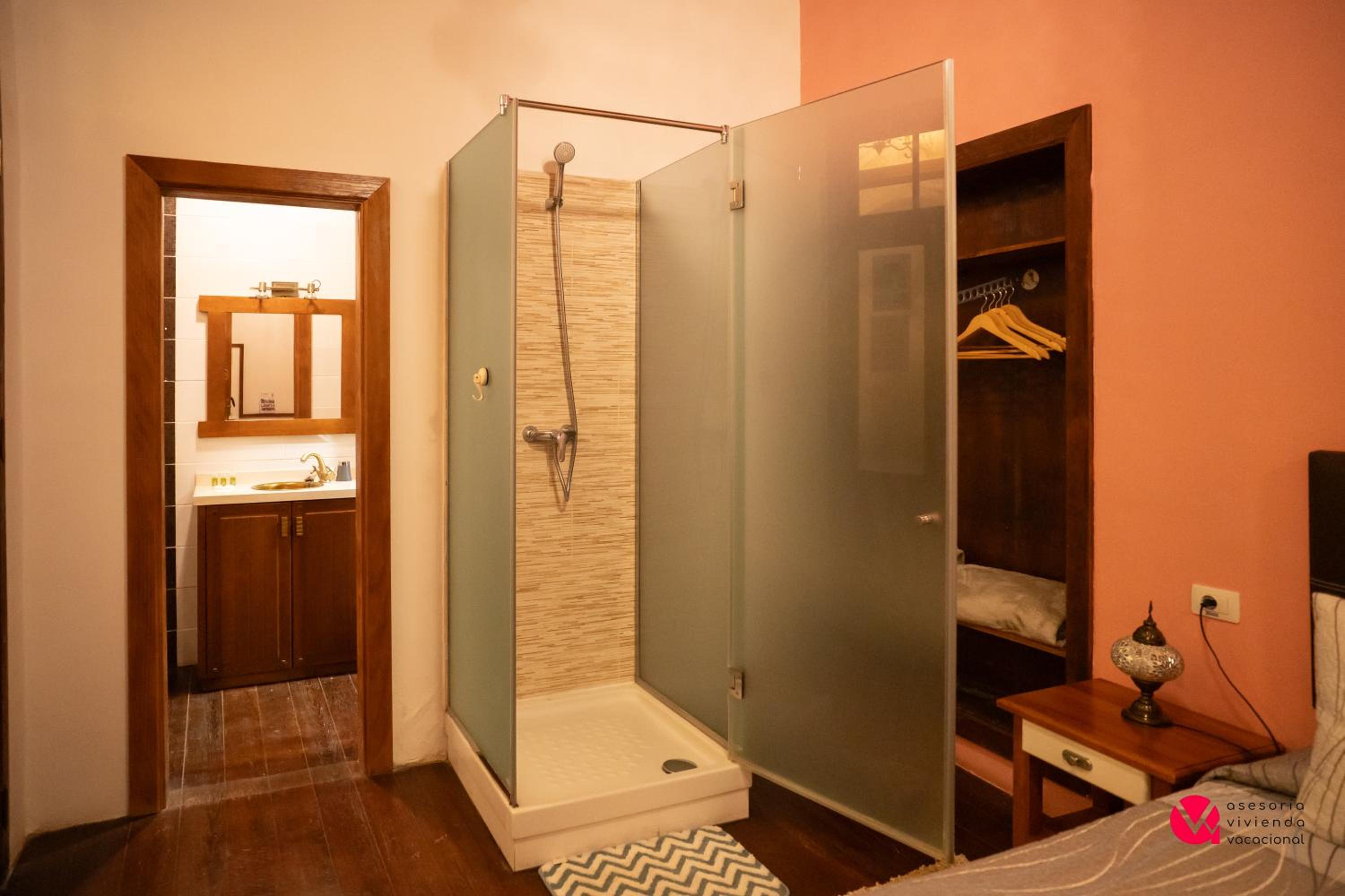 Standard Double or Twin Room photo 2