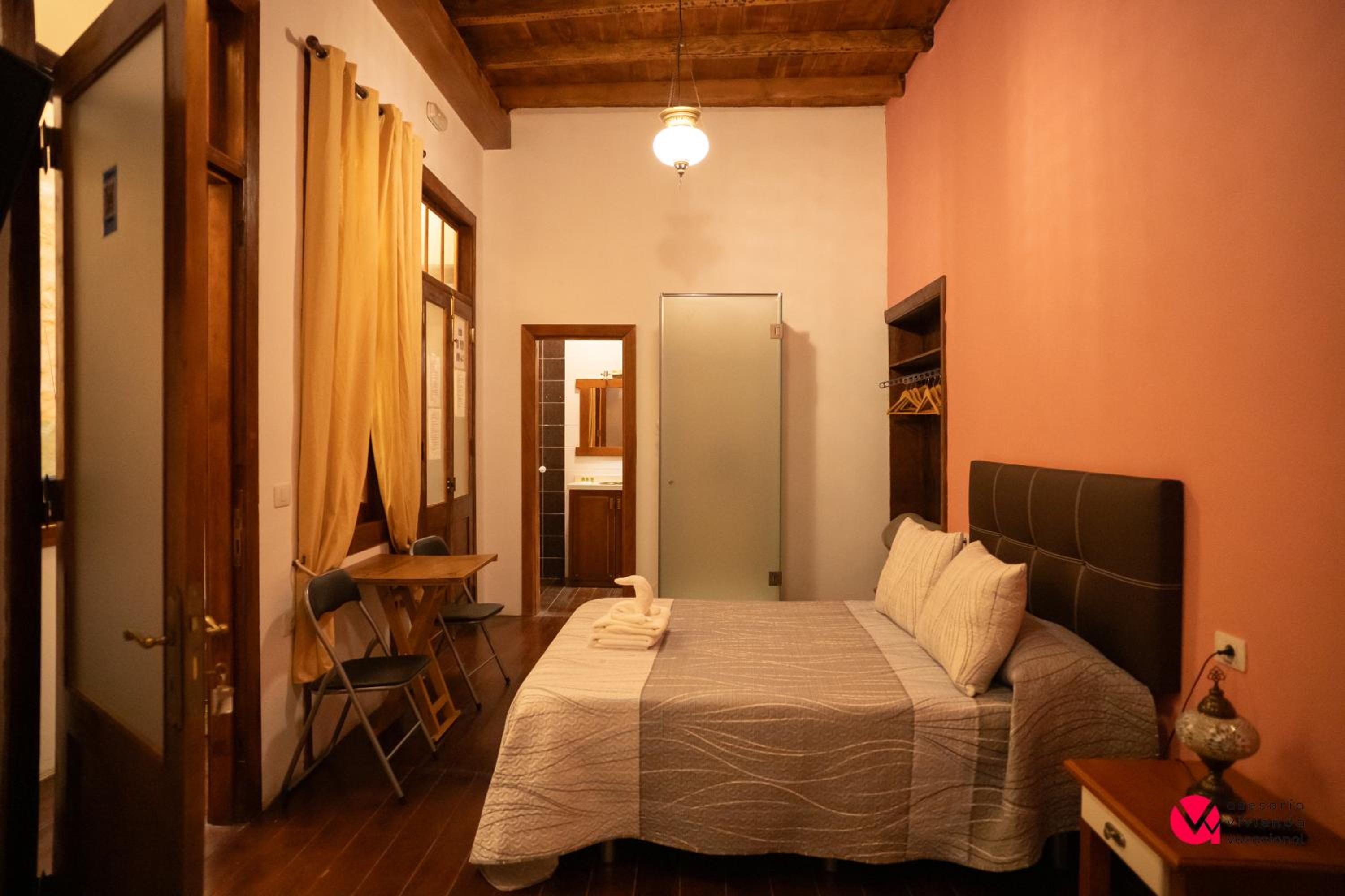 Habitación Doble Estándar o con Dos Camas Individuales.