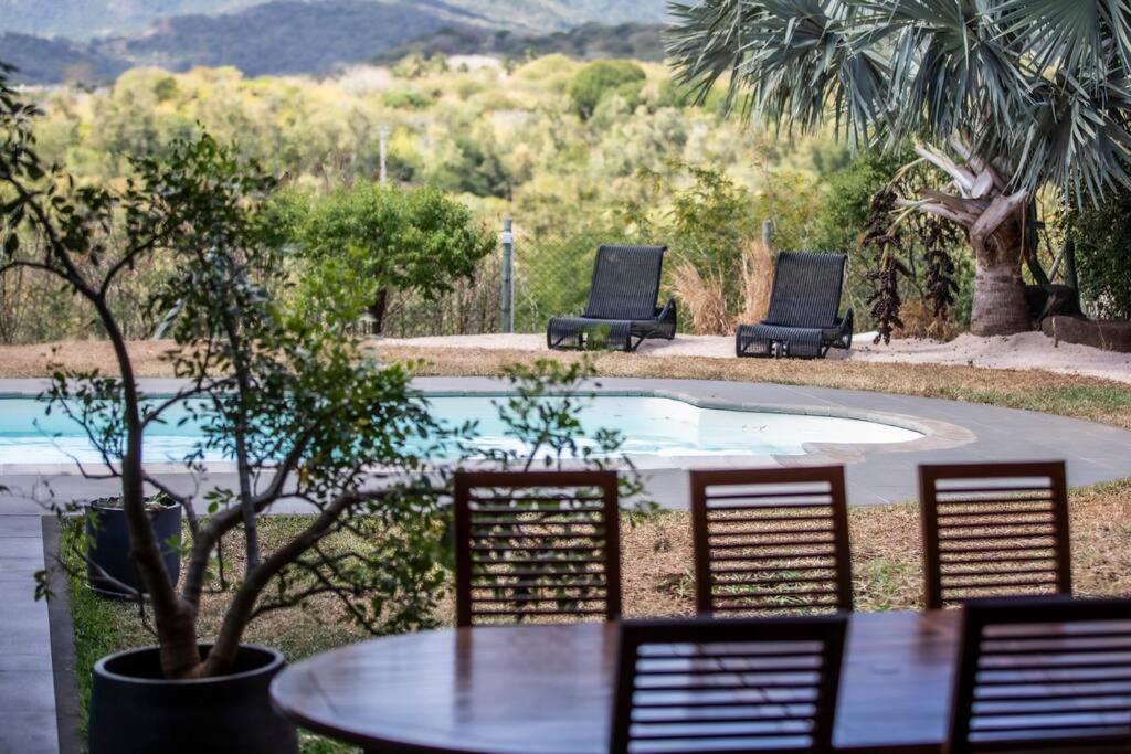 Villa photo 2