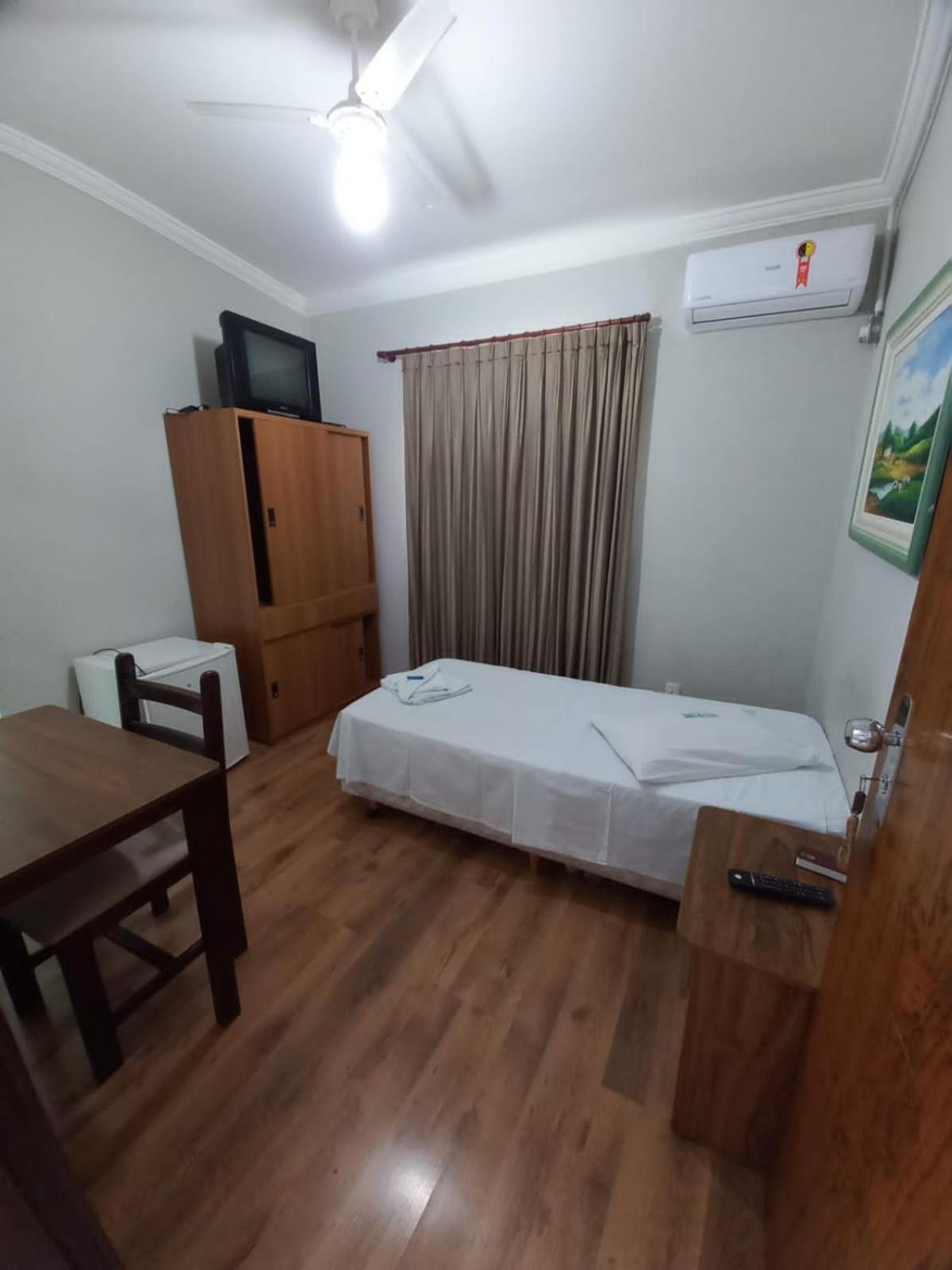 Single Room photo 3
